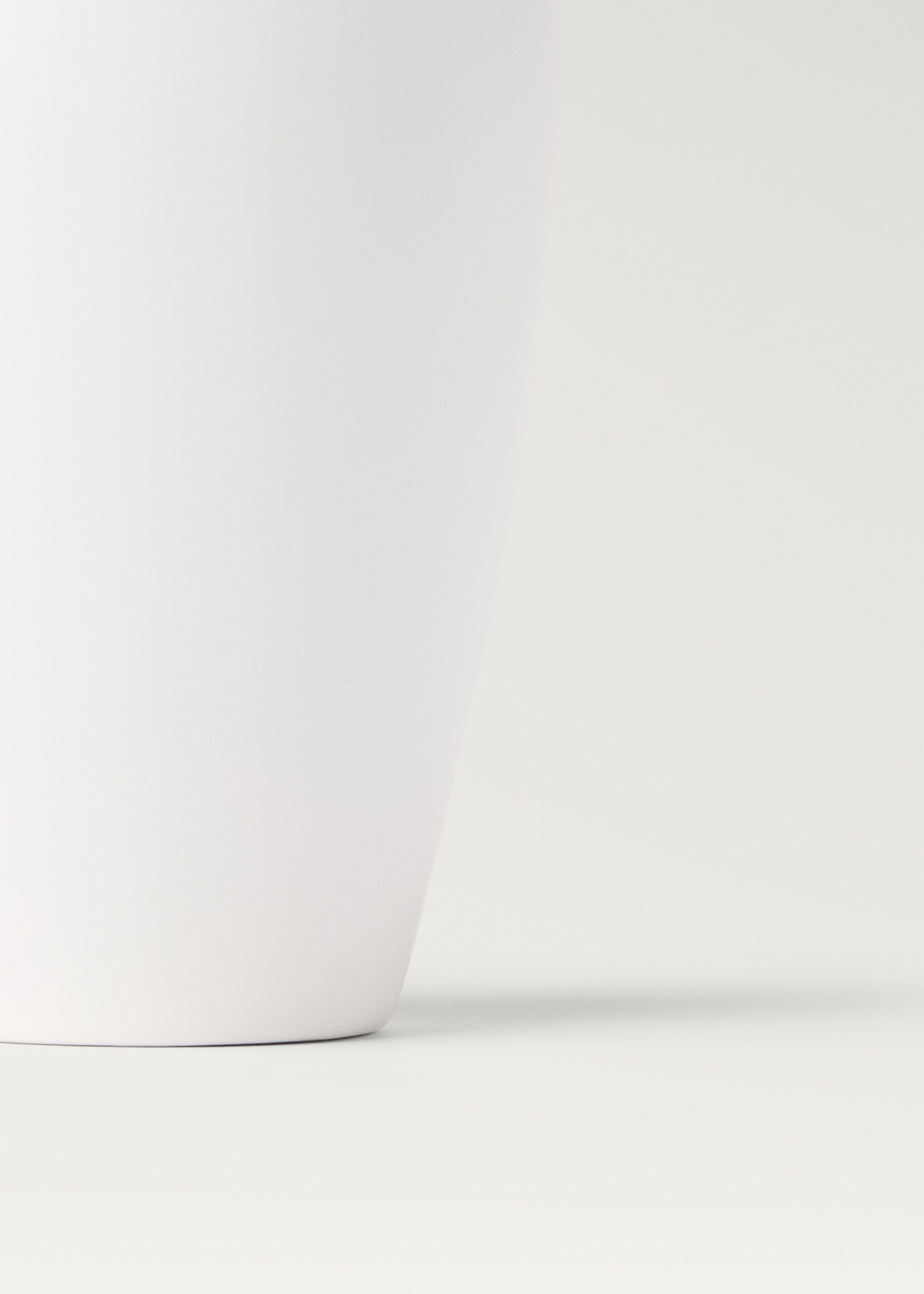Small oval earthenware vase - Details of the article 2
