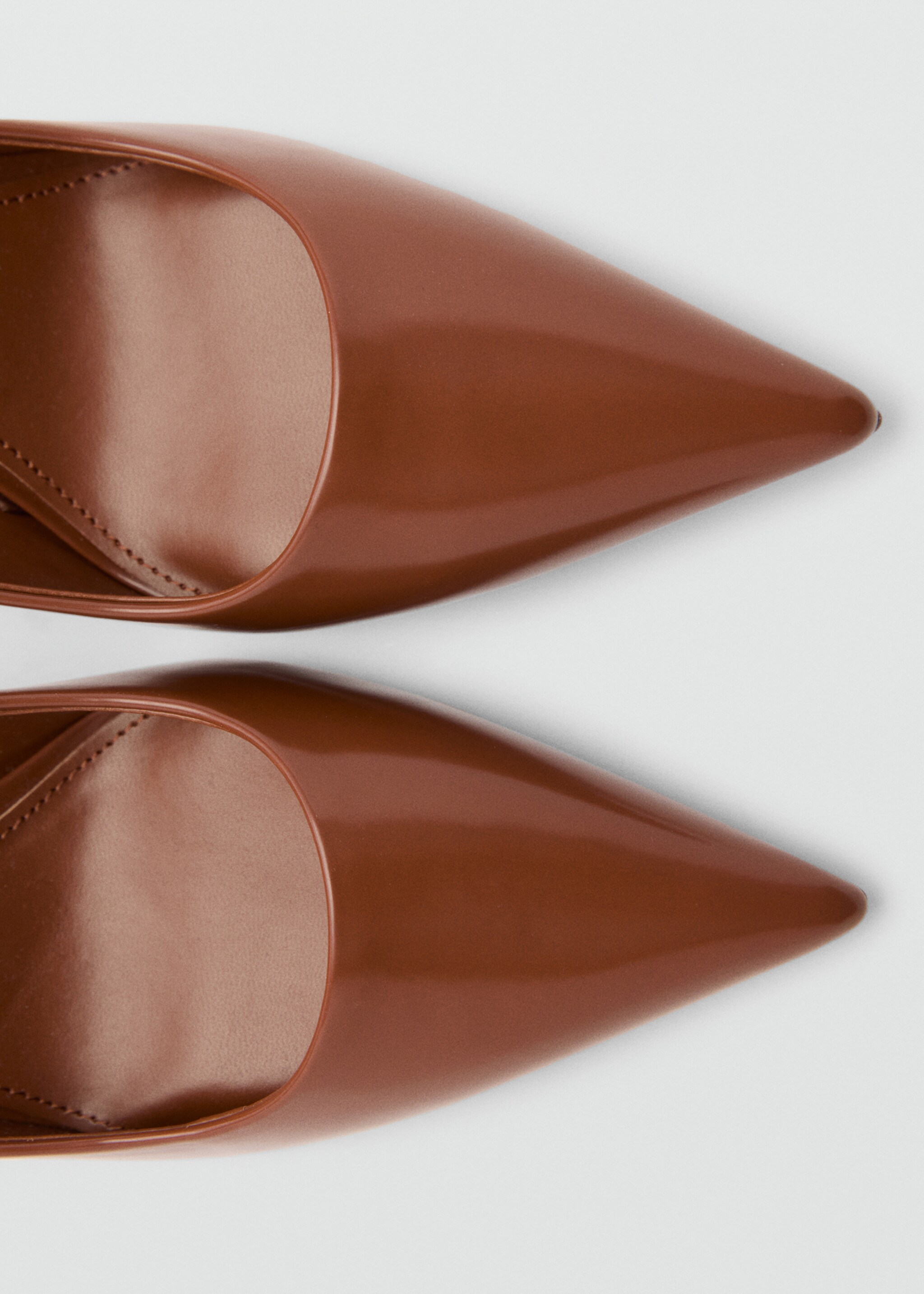 High-heeled shoes - Details of the article 2