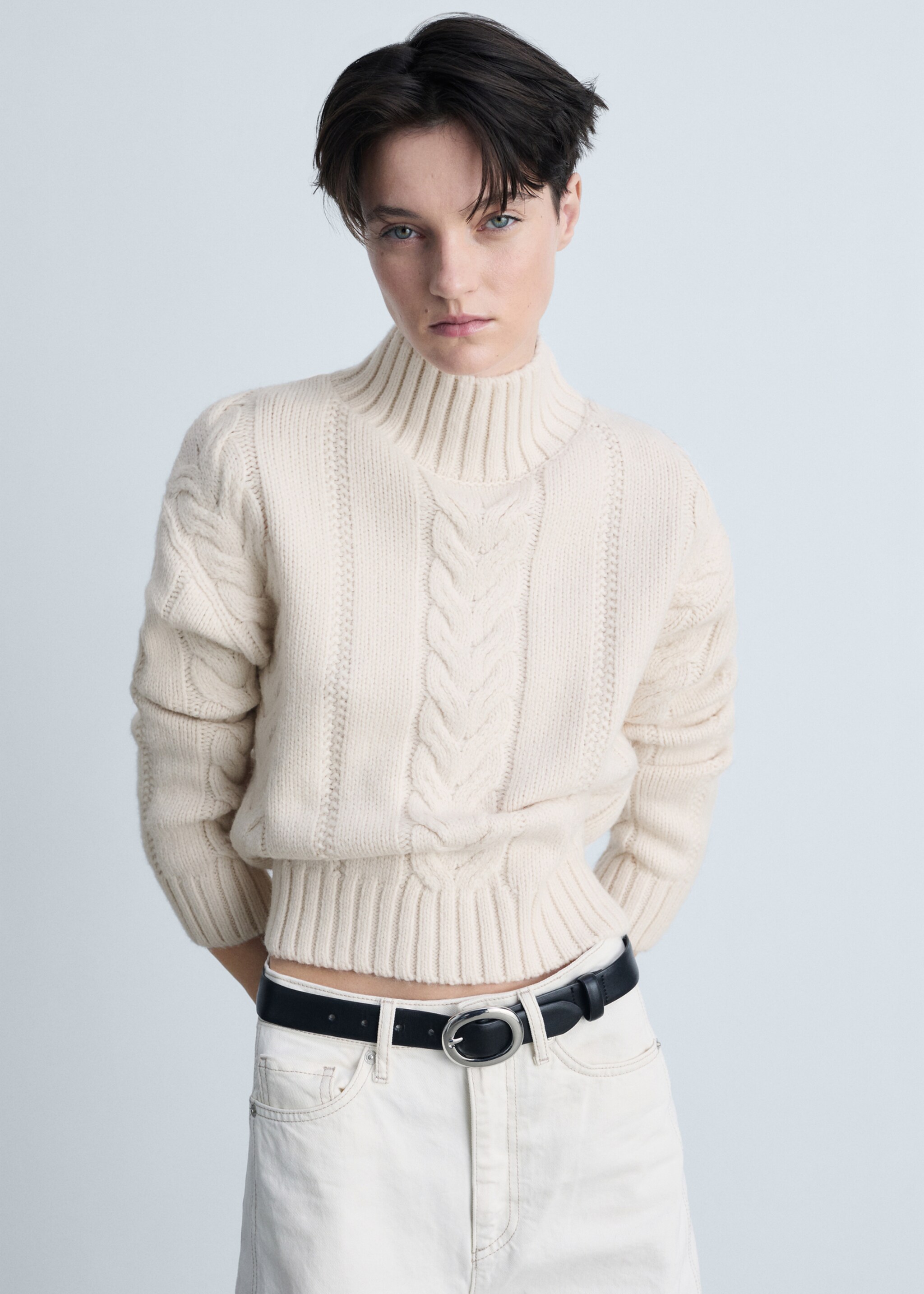 Braided sweater with perkins neck - Medium plane