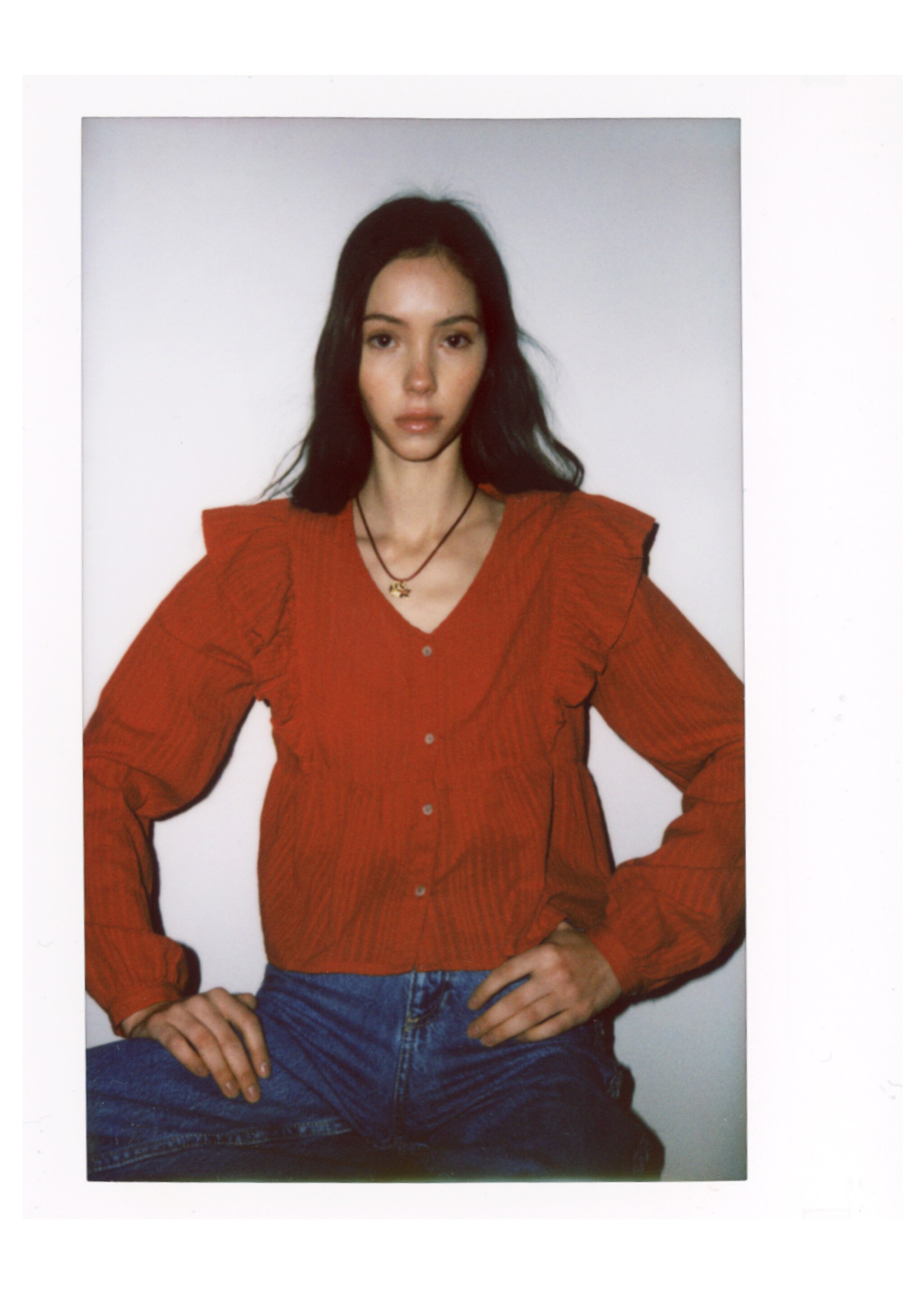 Ruffle shoulders blouse - Details of the article 5