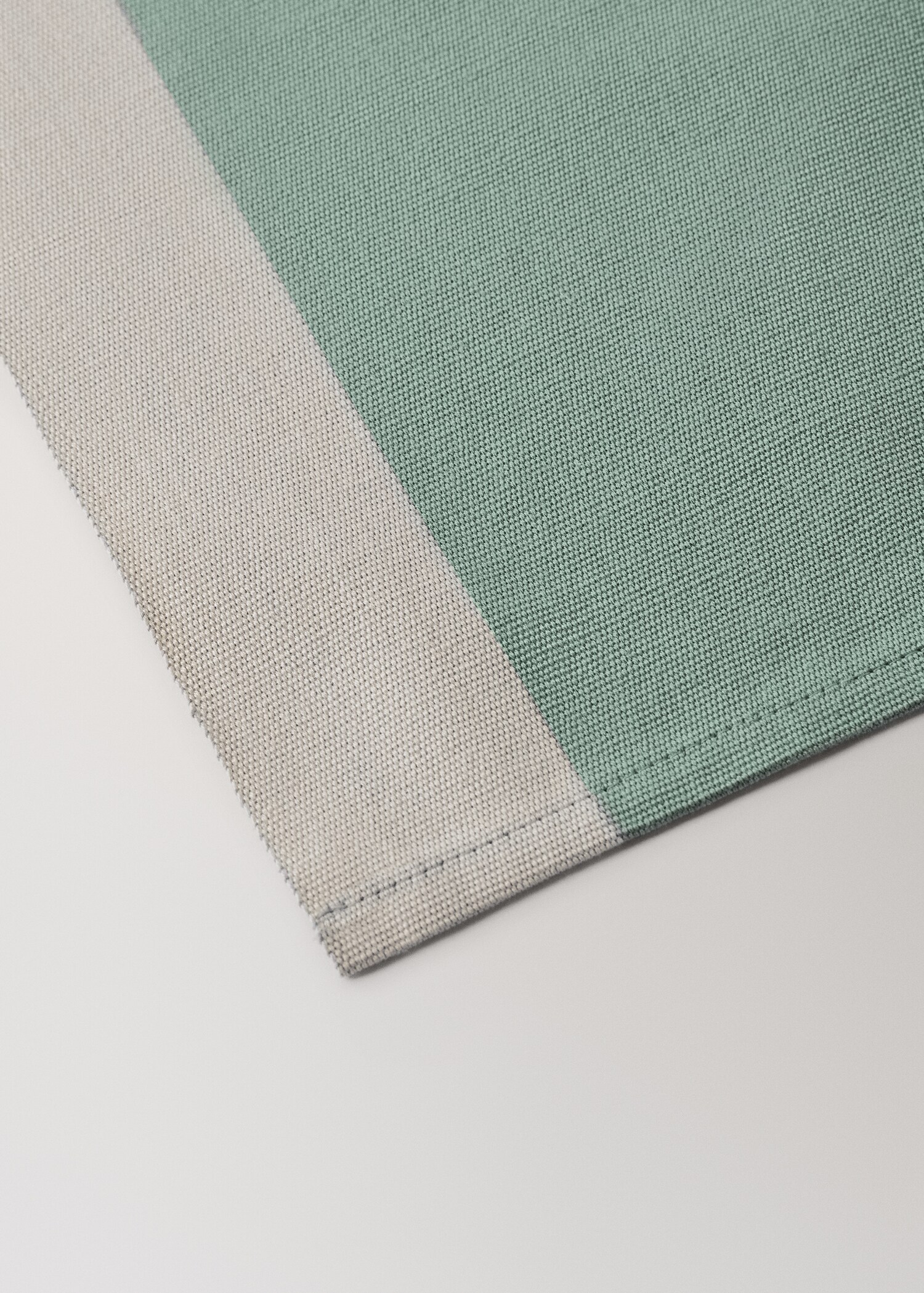 Cotton yarn-dyed striped placemat - Details of the article 2
