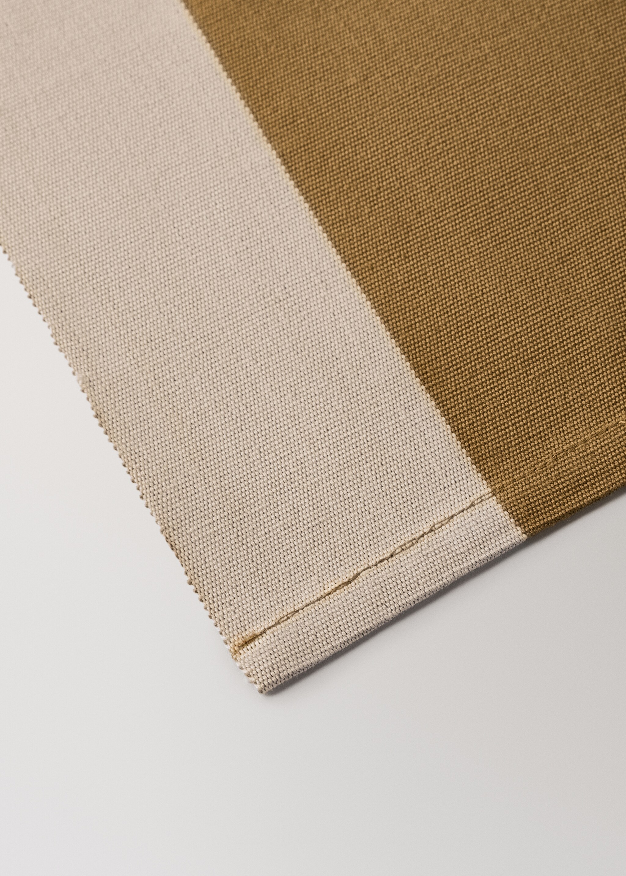 Cotton yarn-dyed striped placemat - Details of the article 2