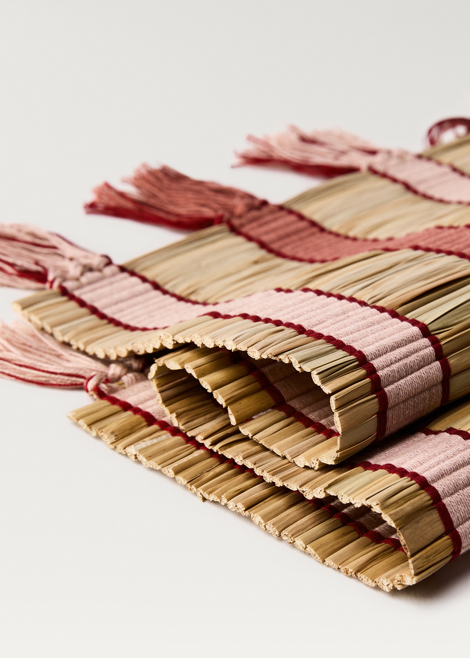 Tischsets aus Raffiabast mit Streifen - Detail des Artikels 1