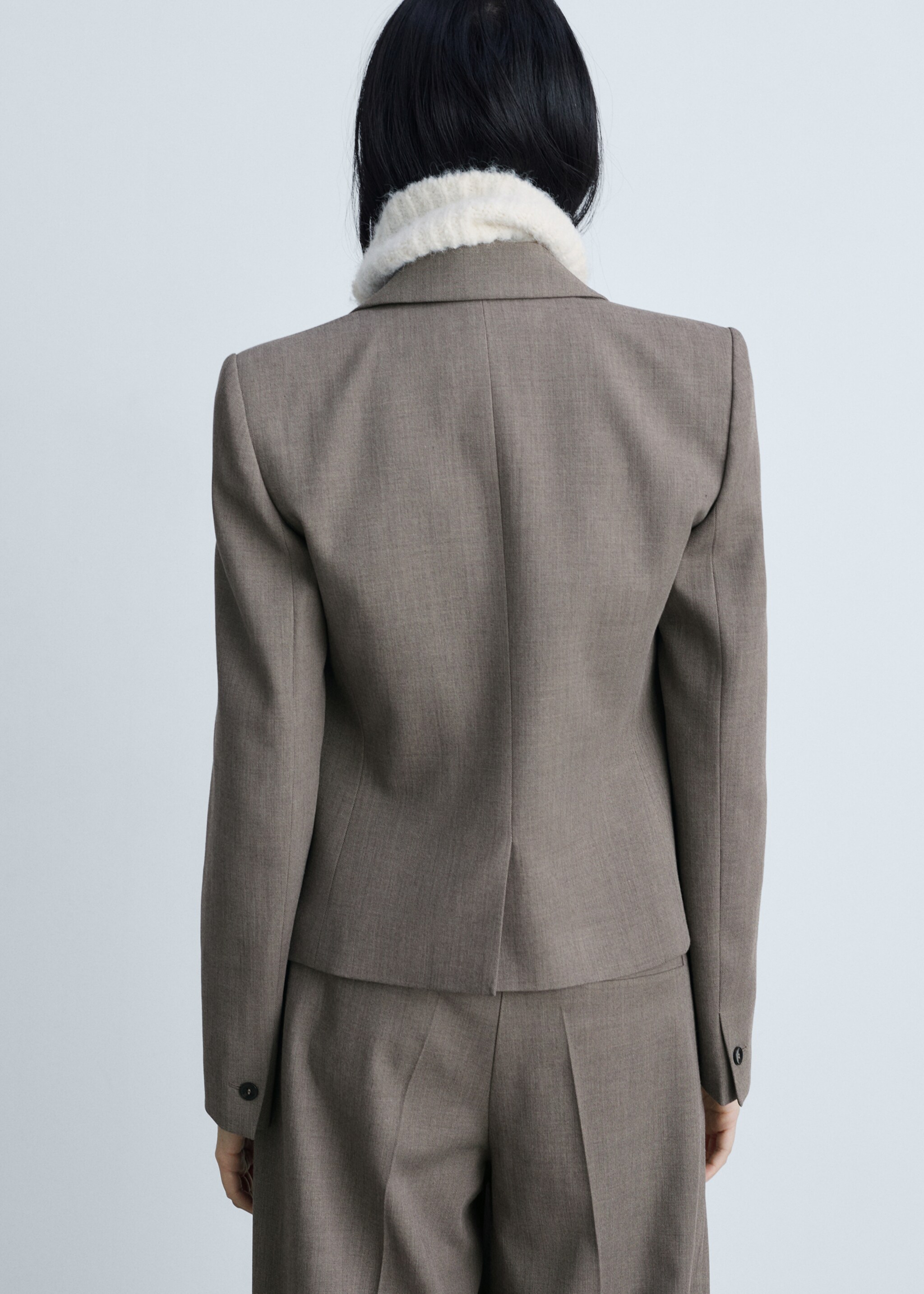 Crop suit blazer - Reverse of the article