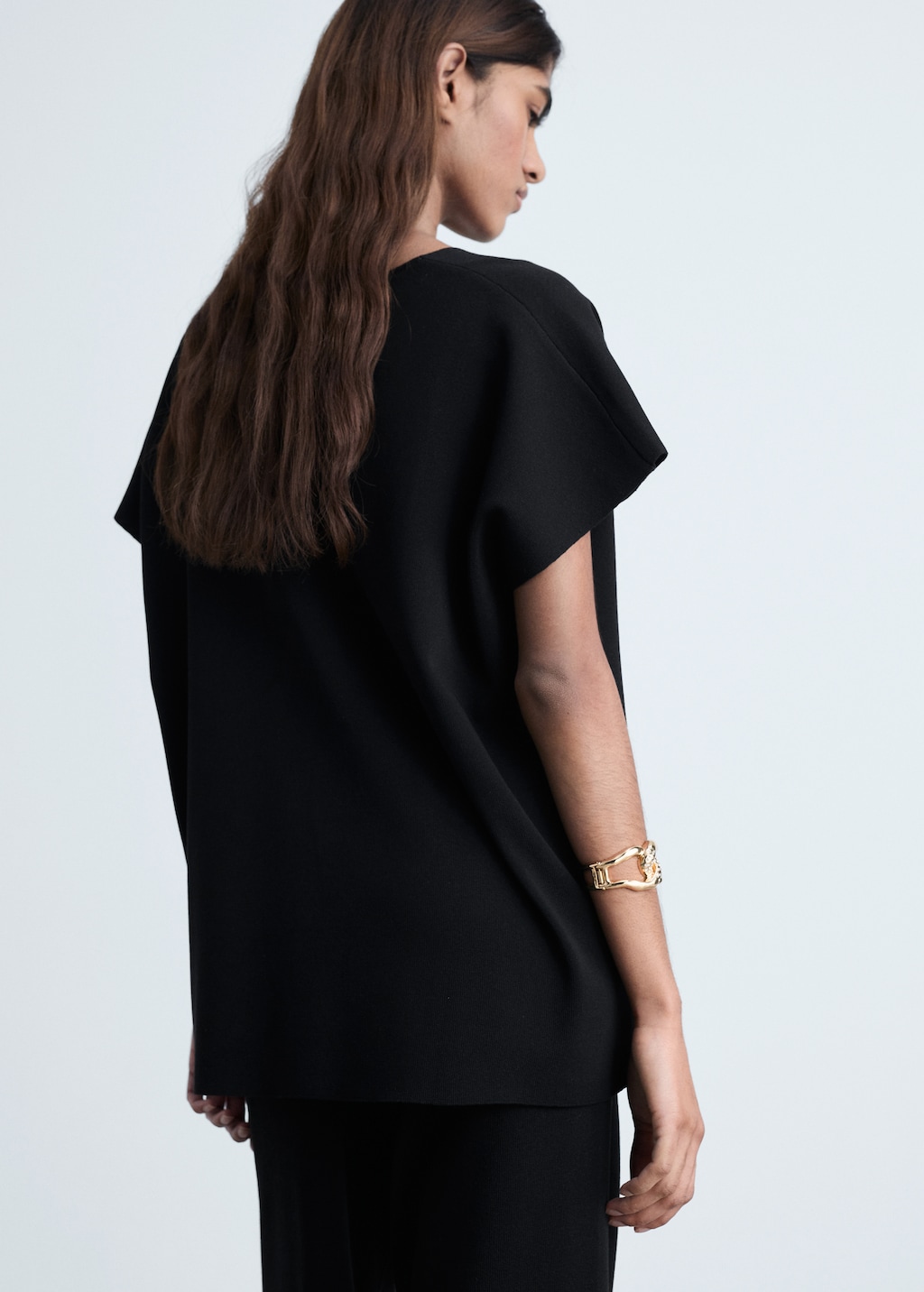 big v-neck knit | Katrin TOKYO