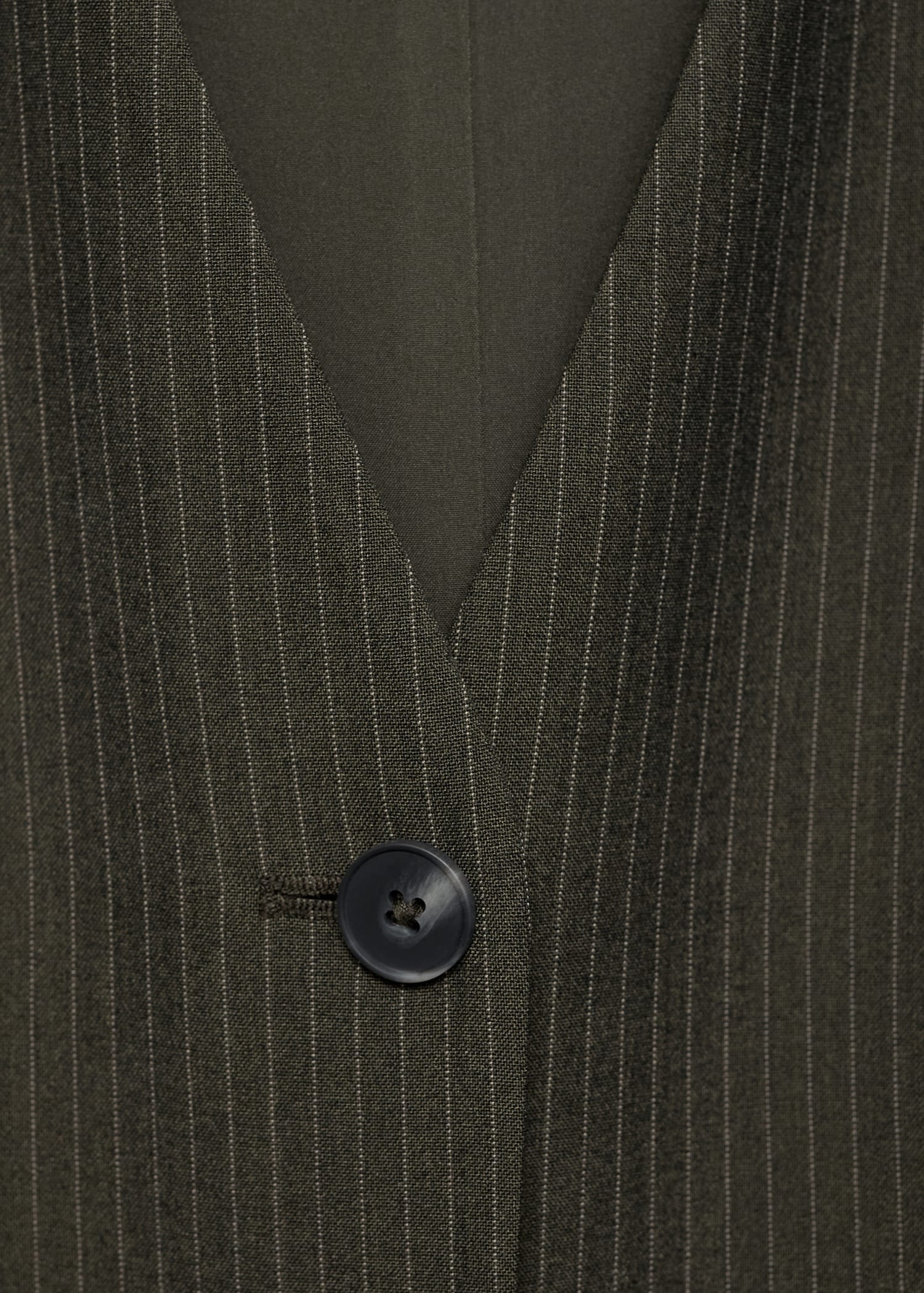 Pinstripe jumpsuit with belt - Details of the article 8