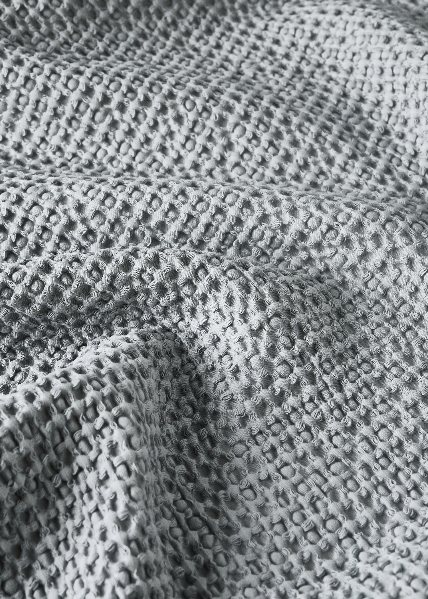 Waffle-cotton garment-dyed bedspread for cot - Details of the article 1