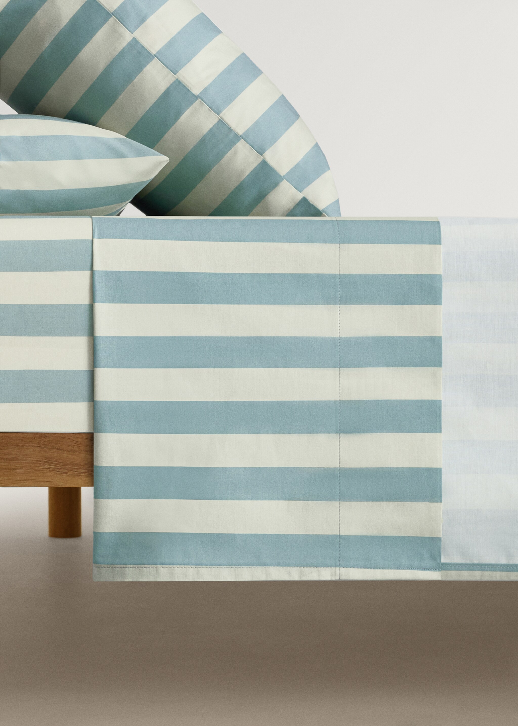 Cotton percale thick-striped children's top sheet for 90cm bed - Article without model