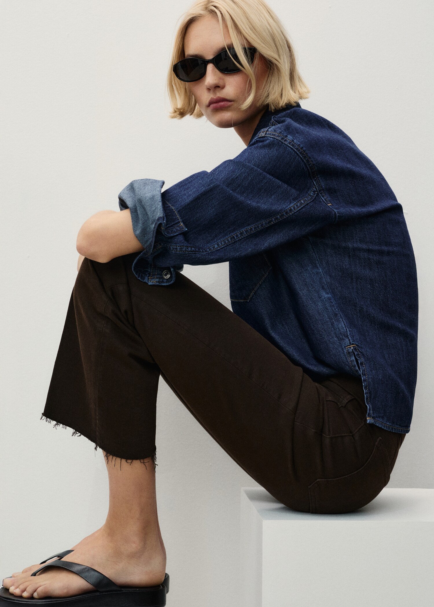 Jeans flare crop bolsillos - Detalle del artículo 3