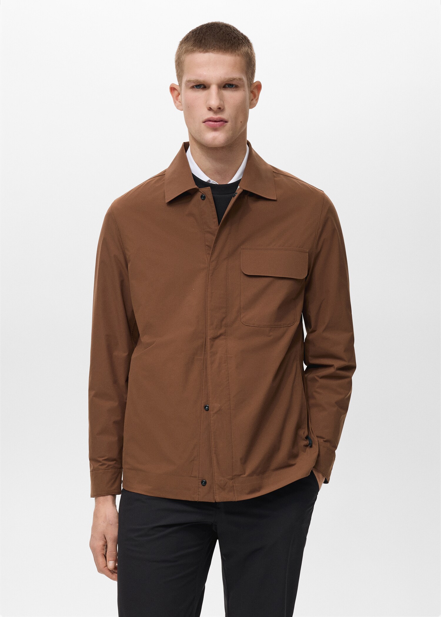 Water-repellent jacket with pockets - Medium plane