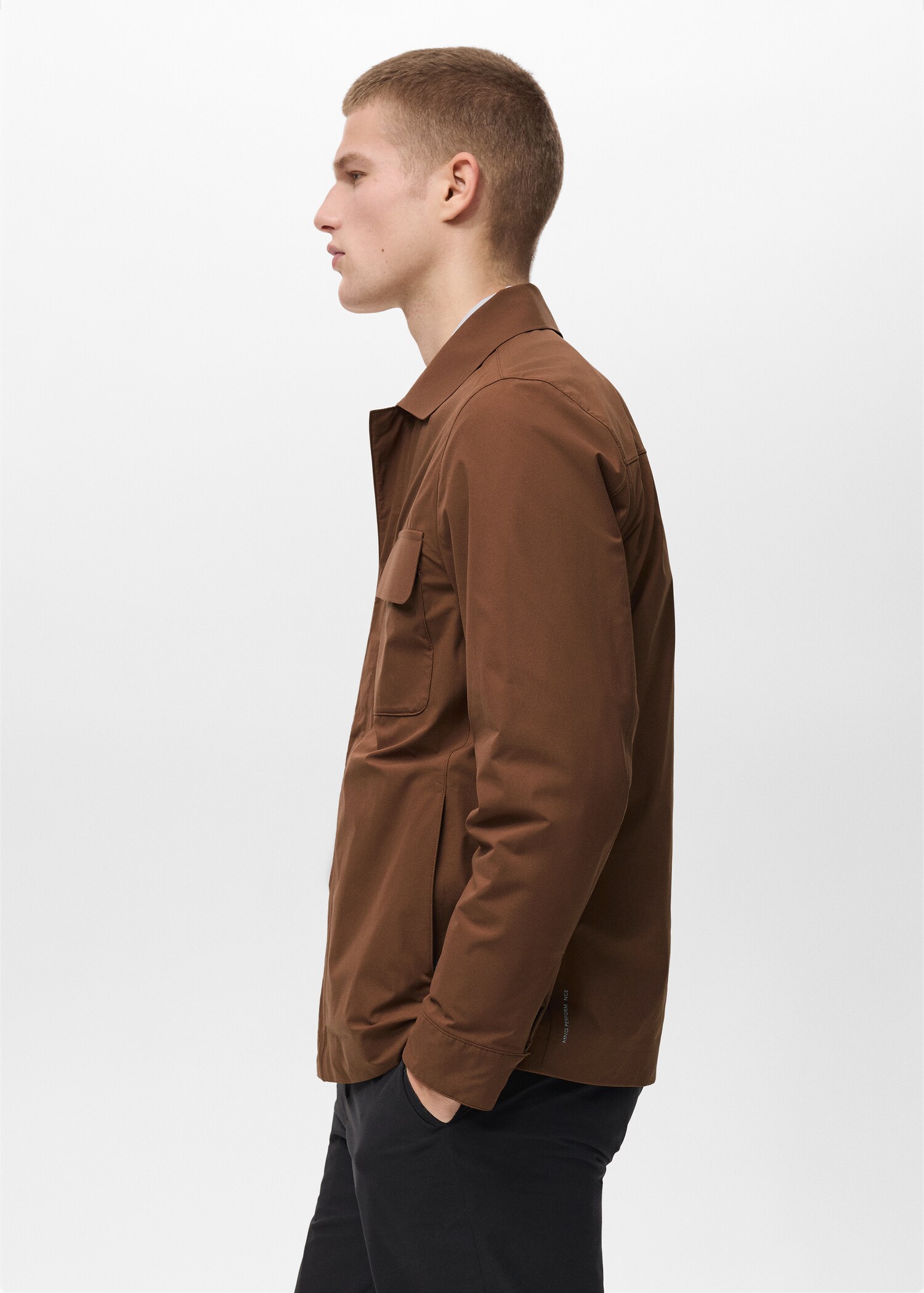 Water-repellent jacket with pockets - Details of the article 2