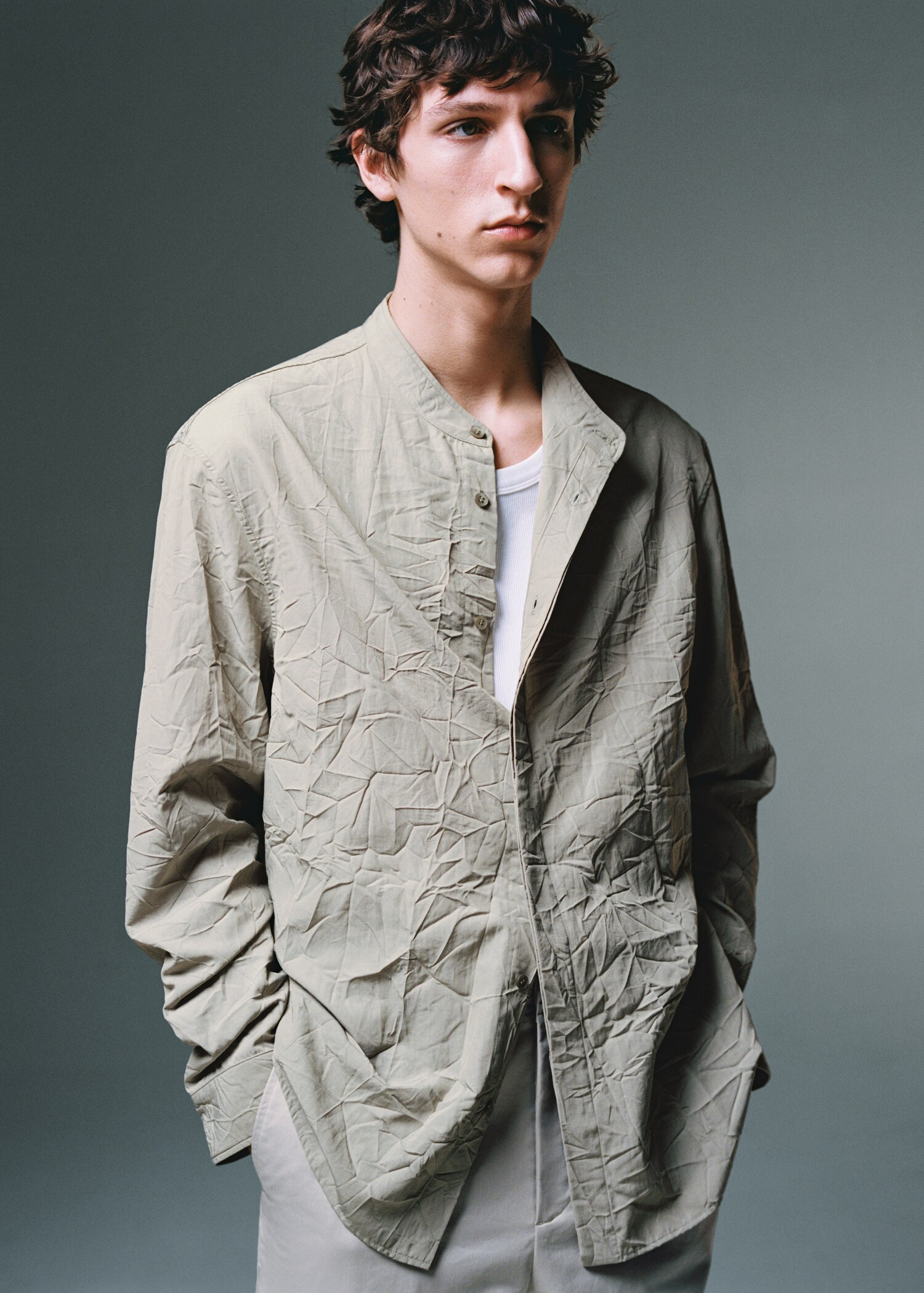 Camisa cuello mao efecto arrugado - Detalle del artículo 3