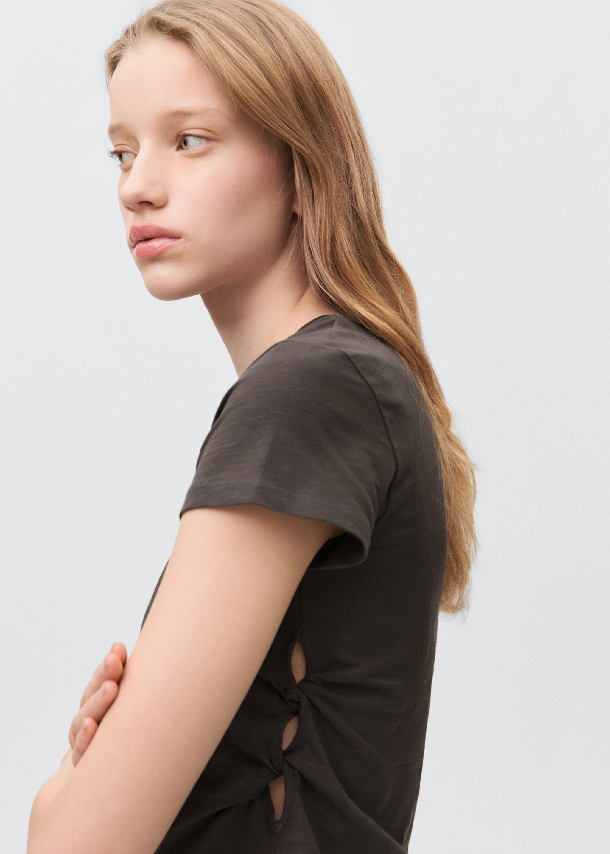 Knot detail T-shirt - Details of the article 1, Charcoal. Ref: 87034783-00.