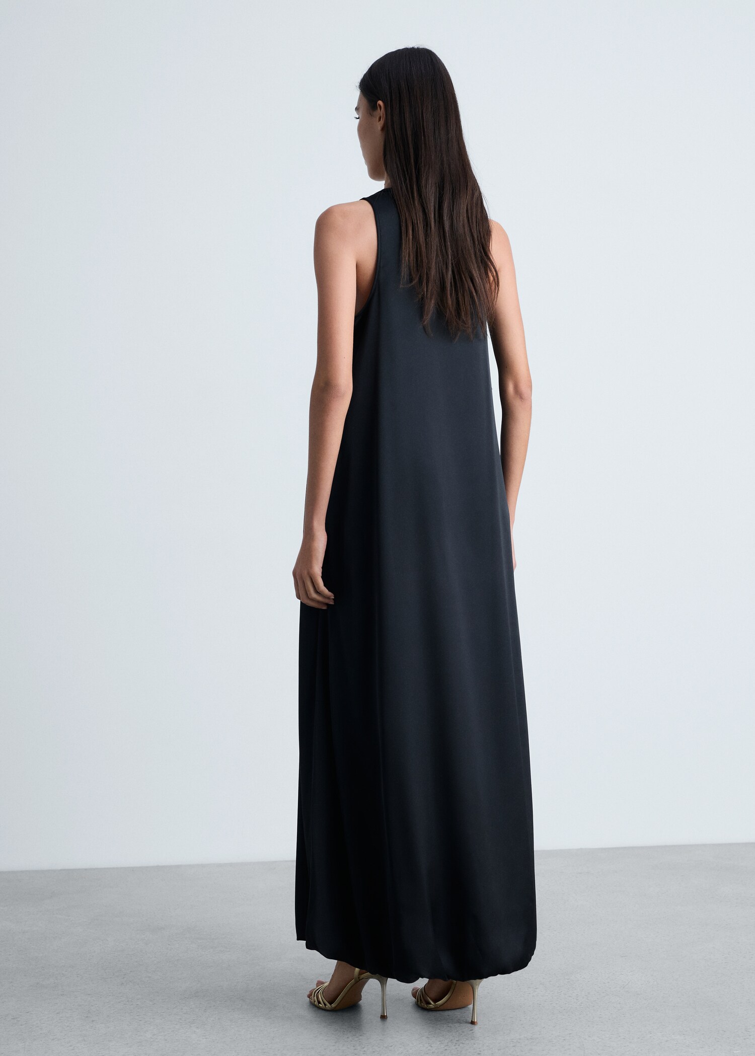 Satin maxi-flower dress - Reverse of the article