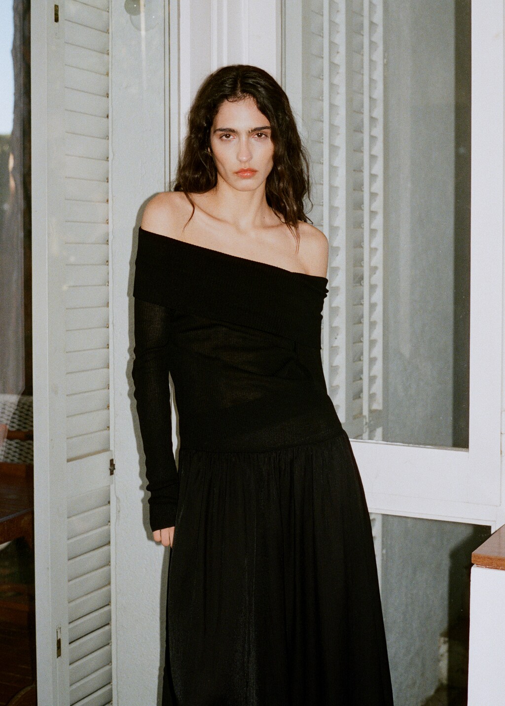 Off-the-shoulder dress combined fabric