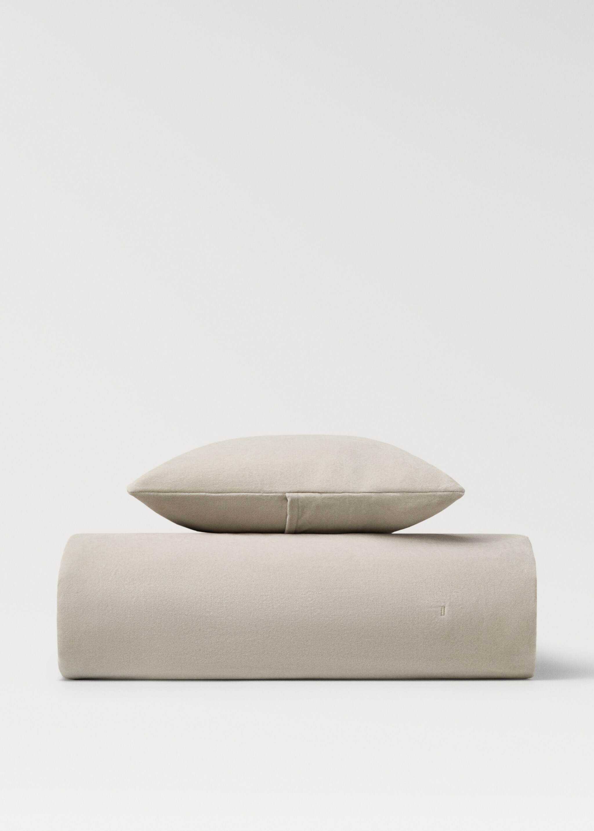 Garment-dyed cotton velvet cot duvet cover - Details of the article 4