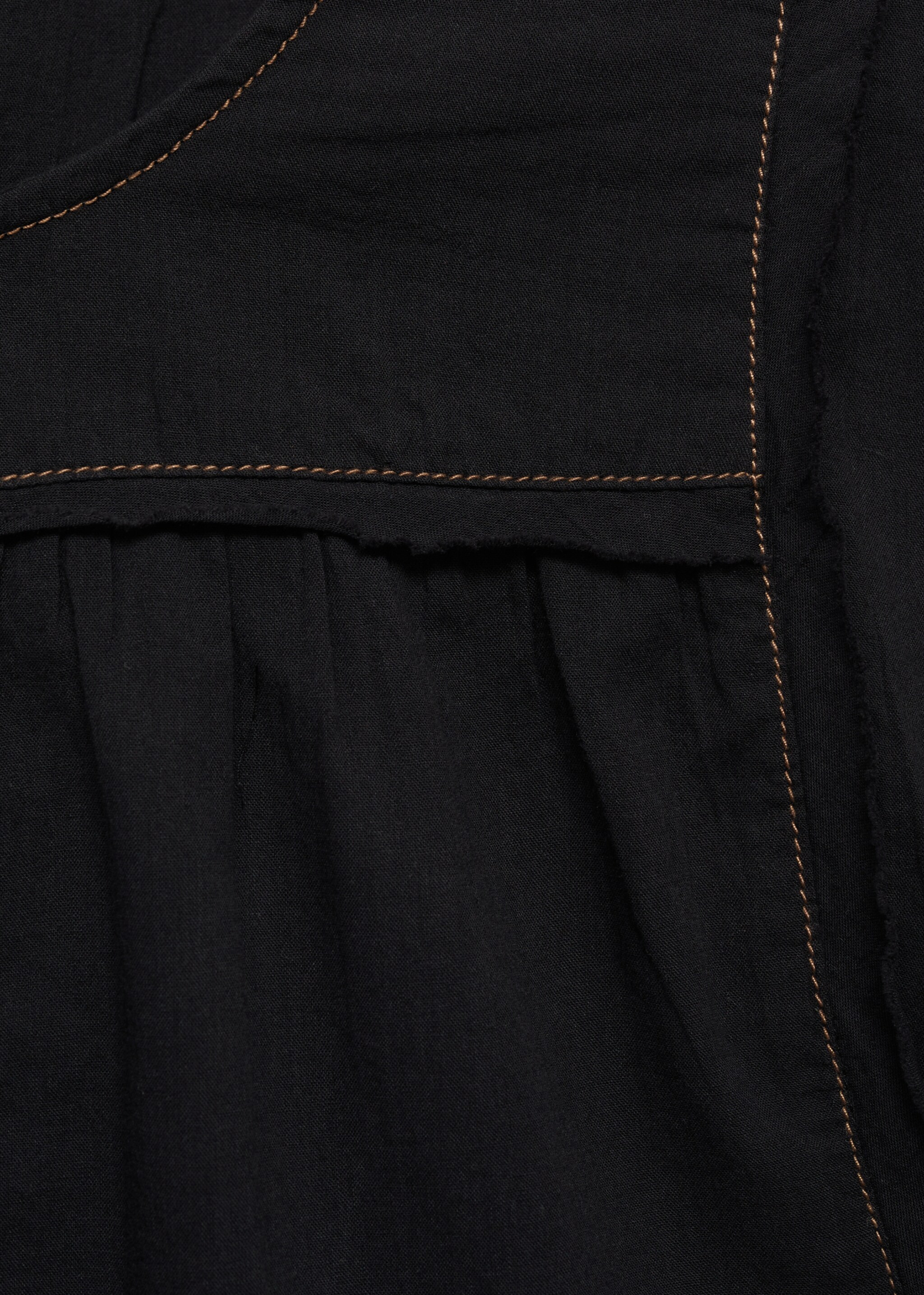 Decorative seam blouse - Details of the article 0