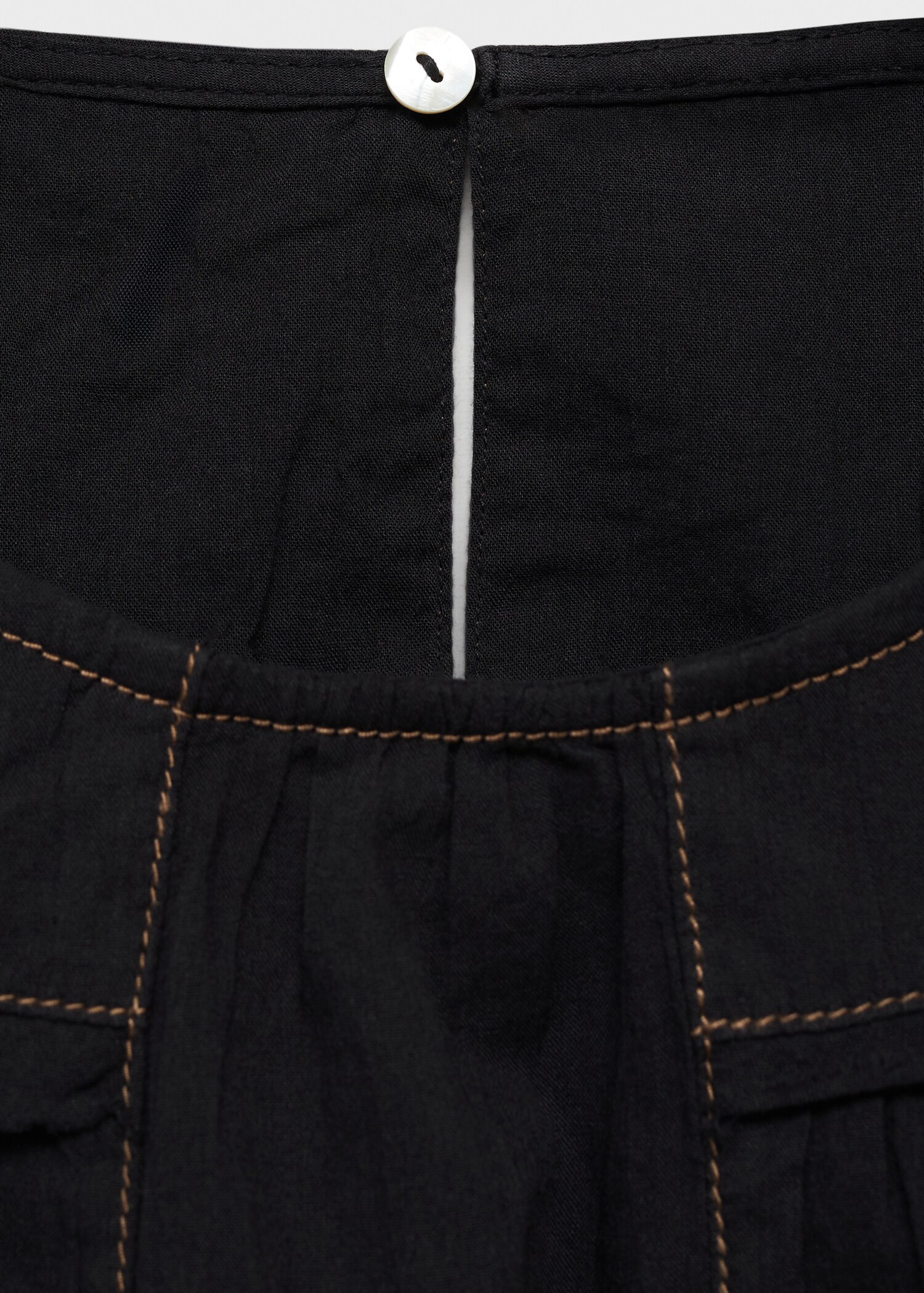 Decorative seam blouse - Details of the article 8