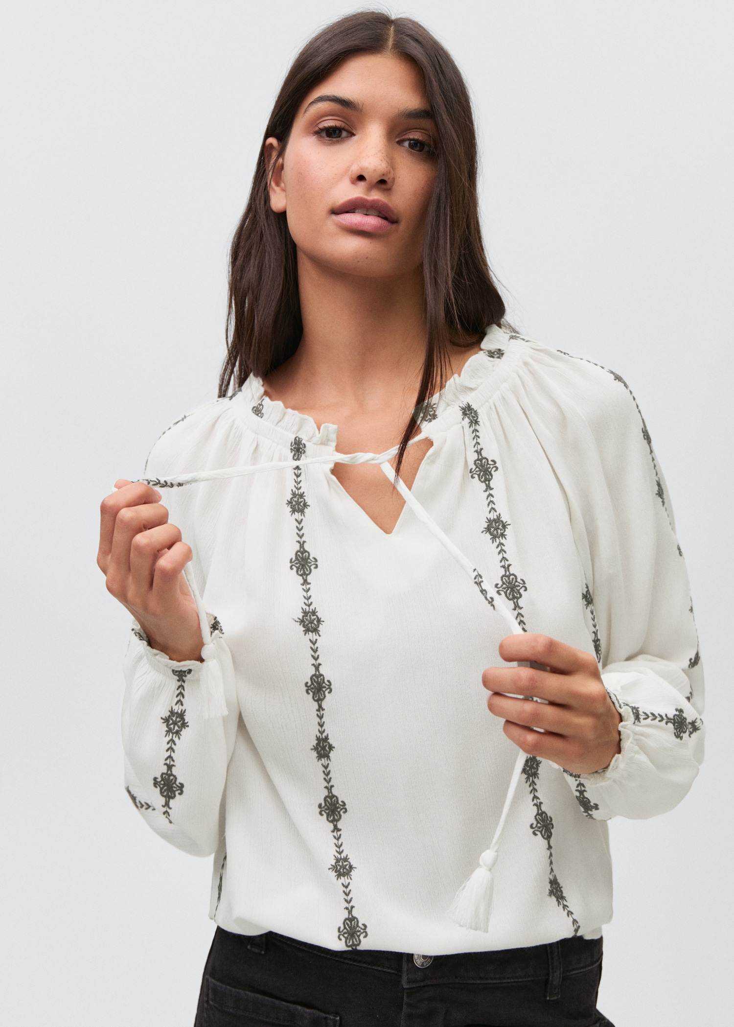 Off Shoulder Lapel Medium Style Sweaters Off Shoulder Lapel Medium Style Sweaters