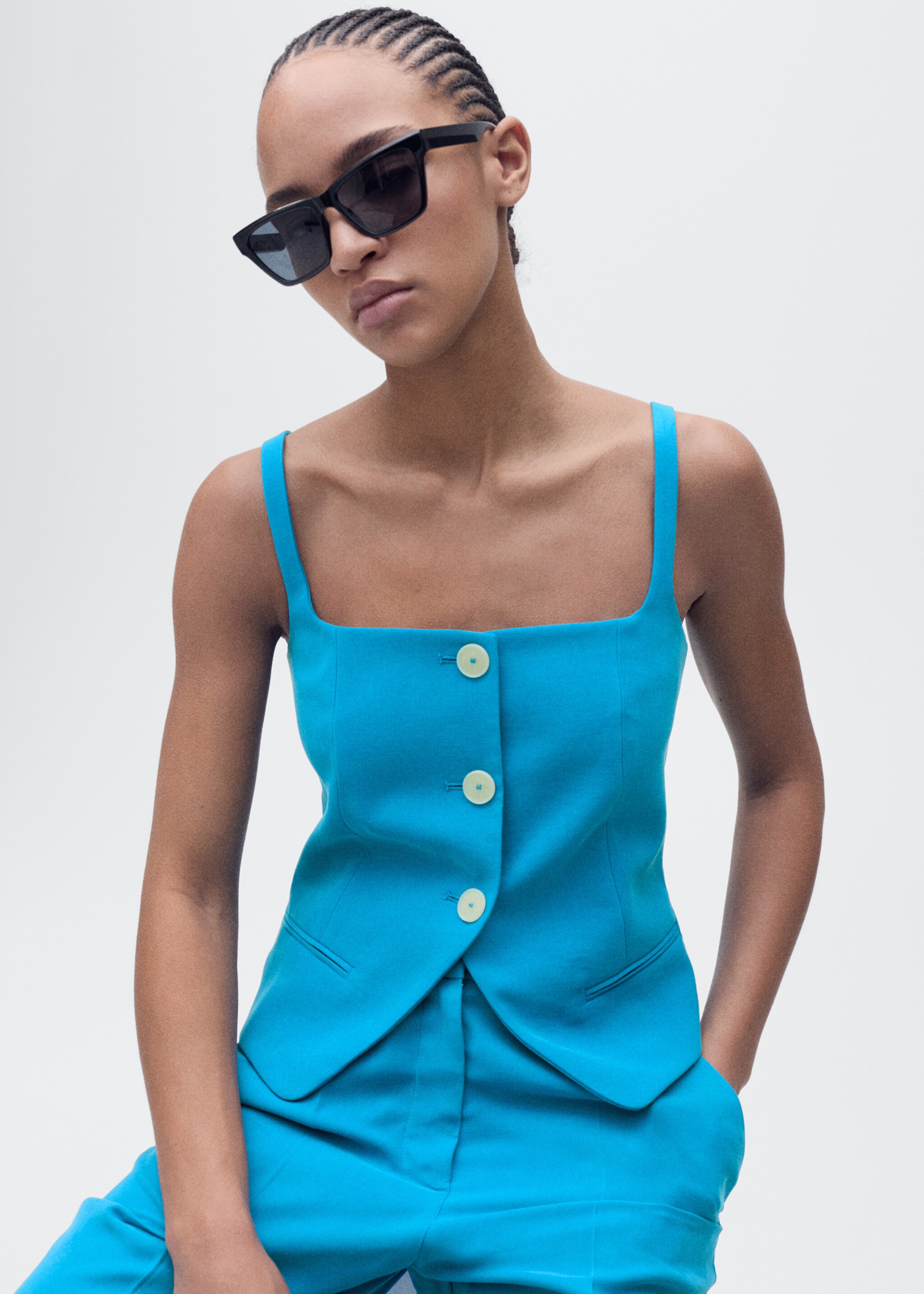 Suit waistcoat with open back - Medium plane