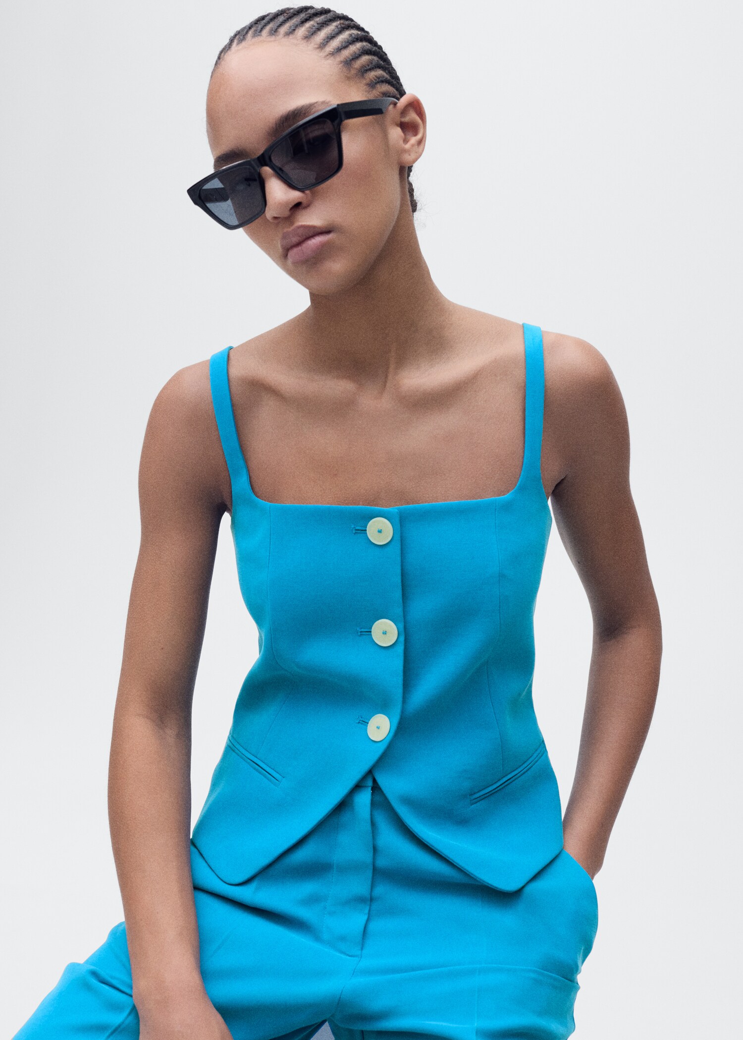 Suit waistcoat with open back - Medium plane