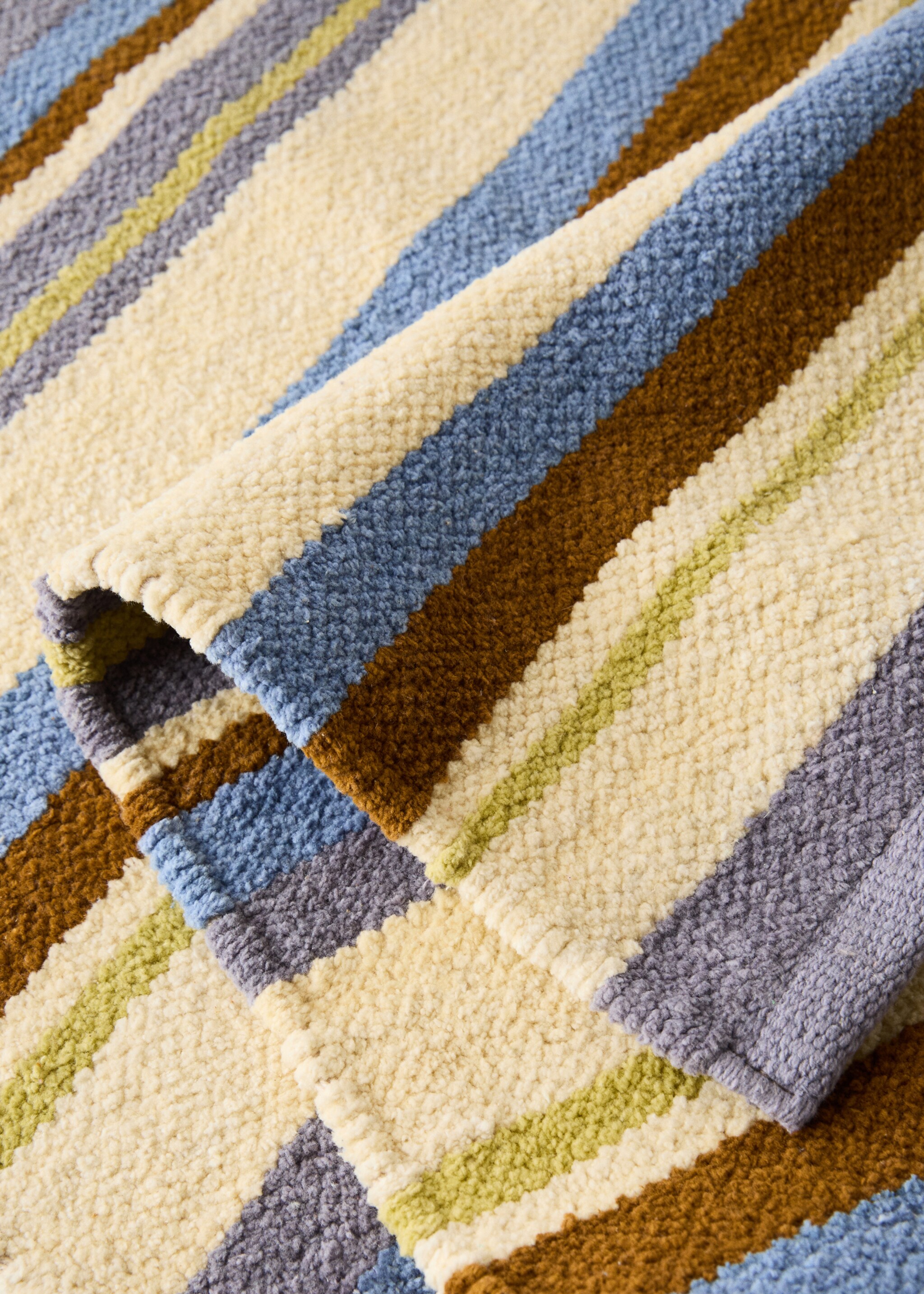 Children’s cotton rug with coloured stripes - Details of the article 2