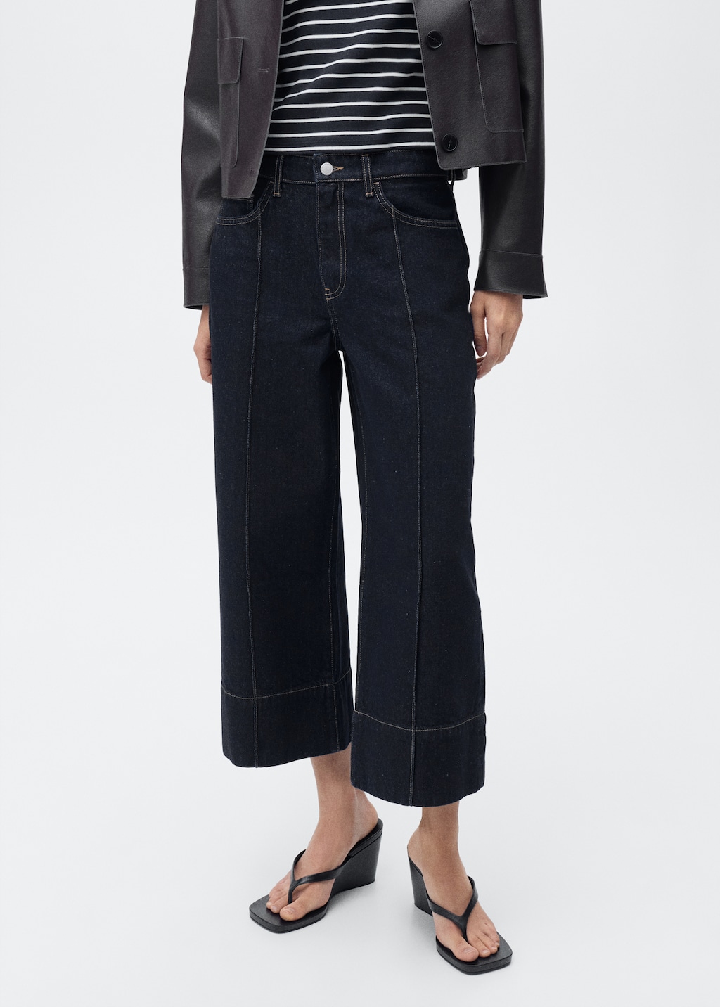 Wide leg cropped jeans with seam detail | MANGO South Africa
