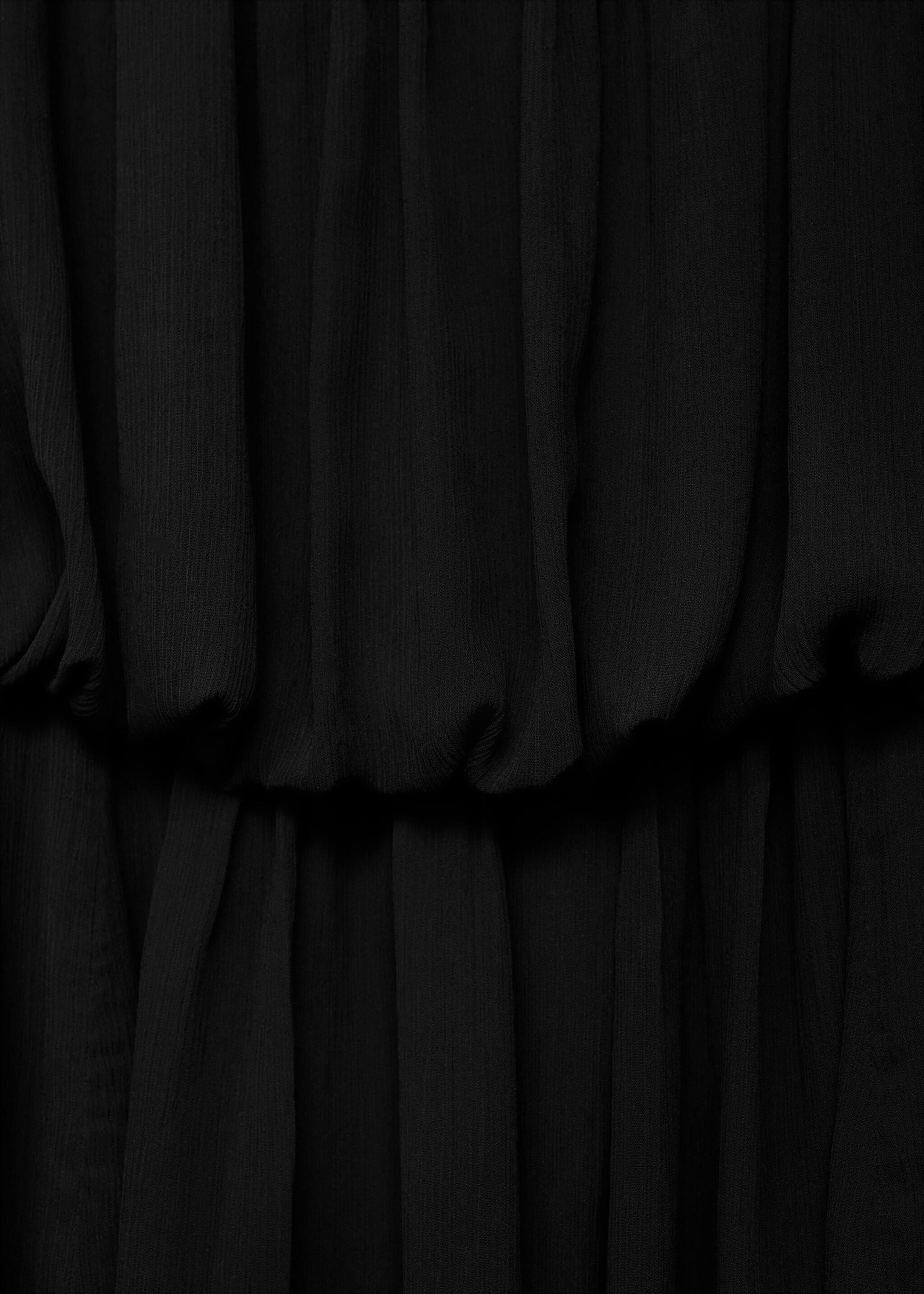 Kurzes gerafftes Kleid mit Balloneffekt - Detail des Artikels 8