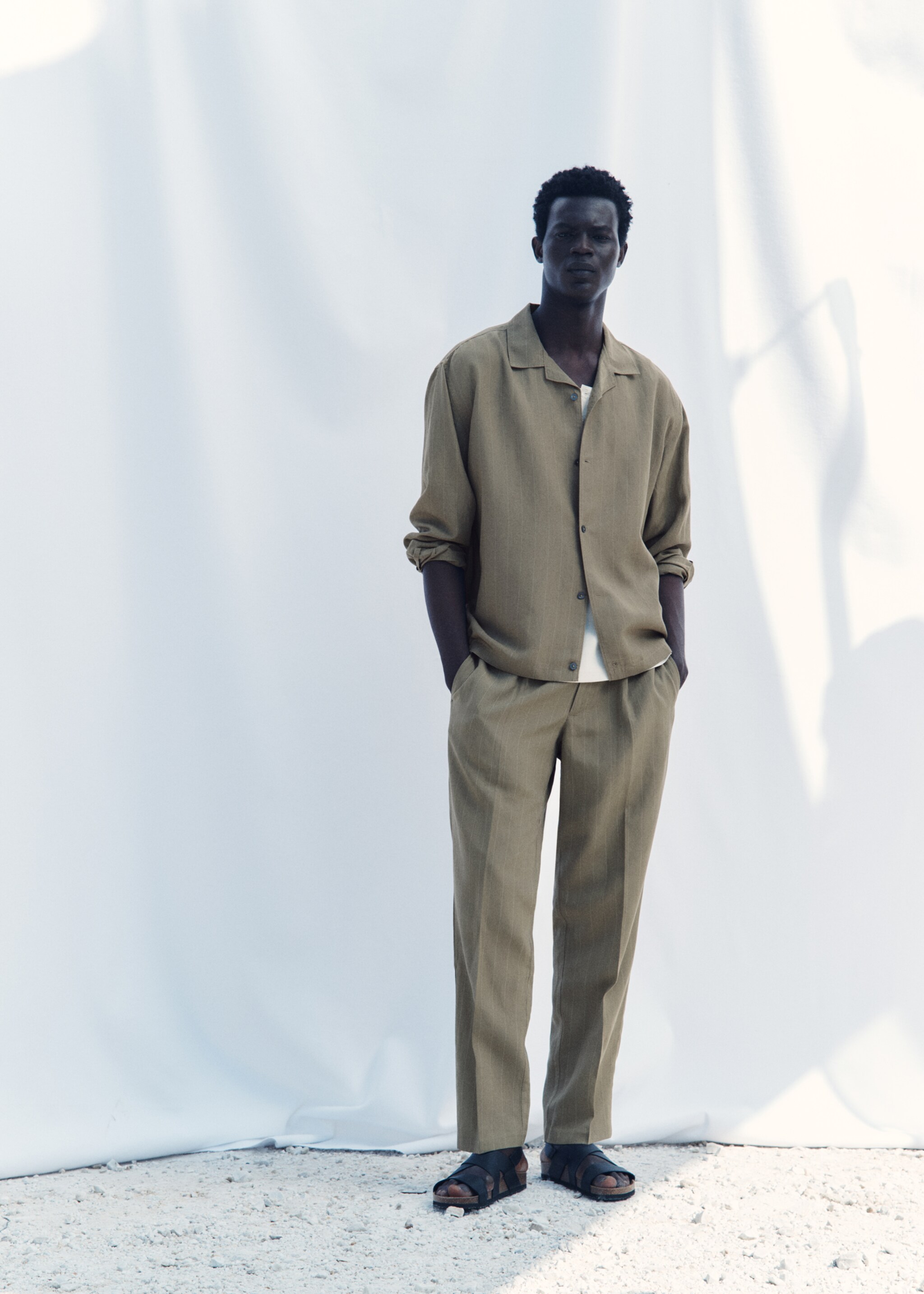 Pinstripe linen trousers - Details of the article 3