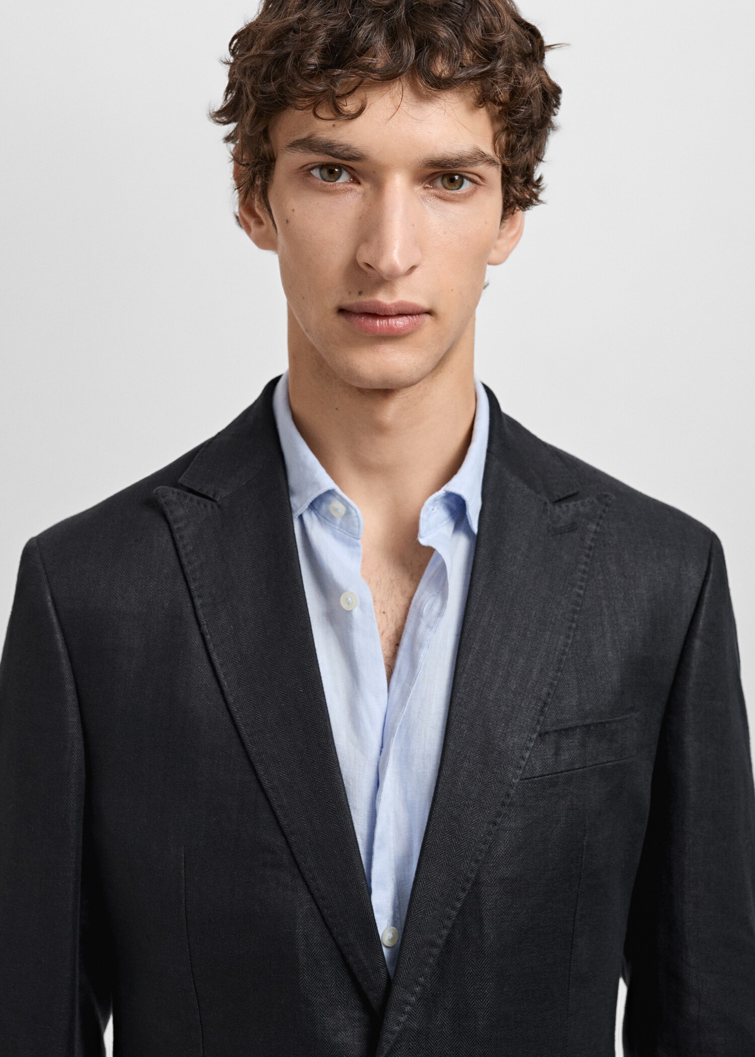 Amalfi 100% linen slim-fit suit jacket - Details of the article 1