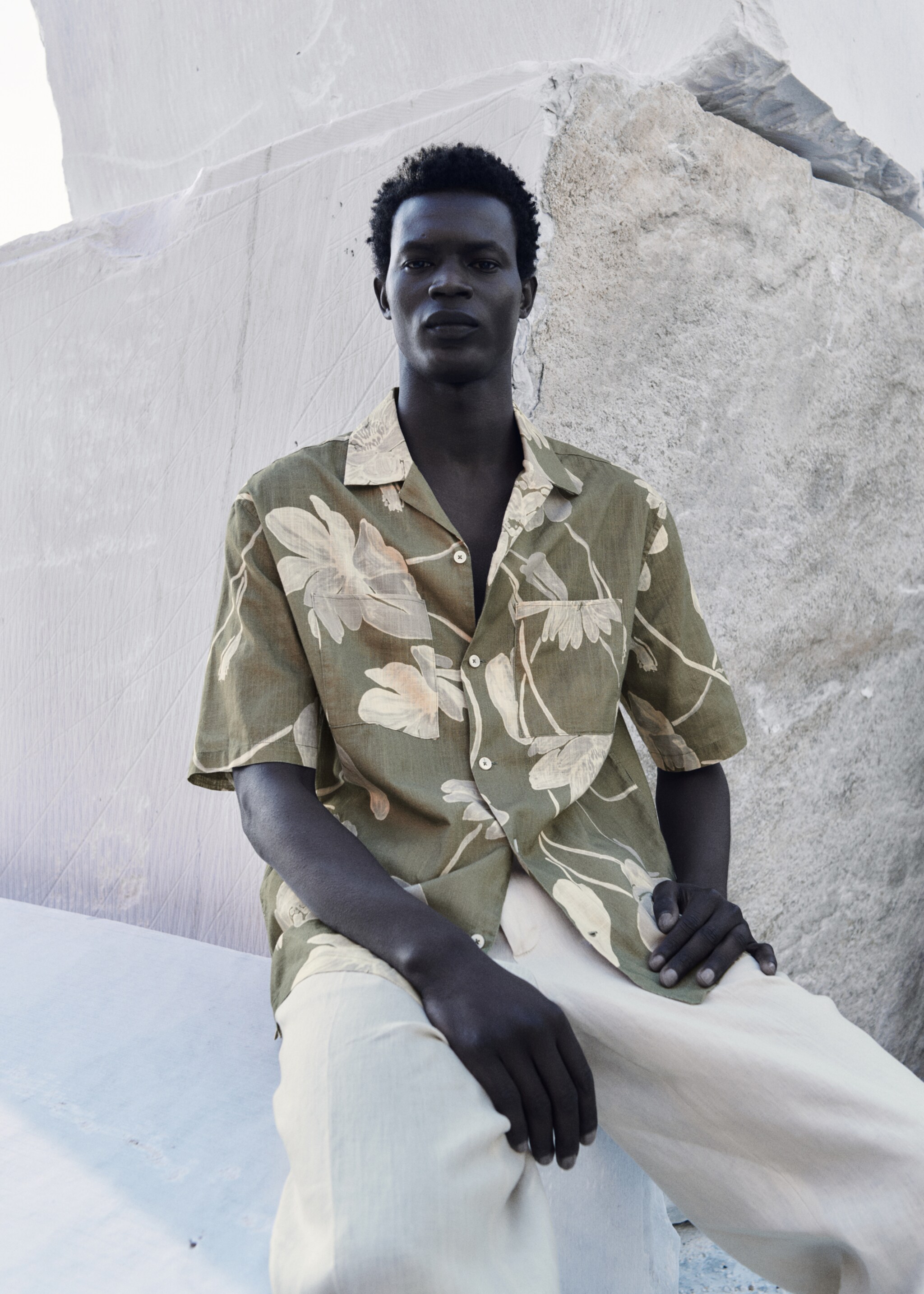 Floral-print cotton shirt - Details of the article 3