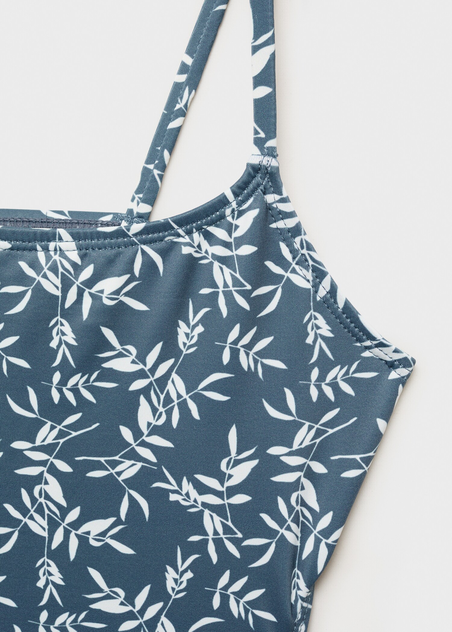 Leaf-print swimsuit - Details of the article 8