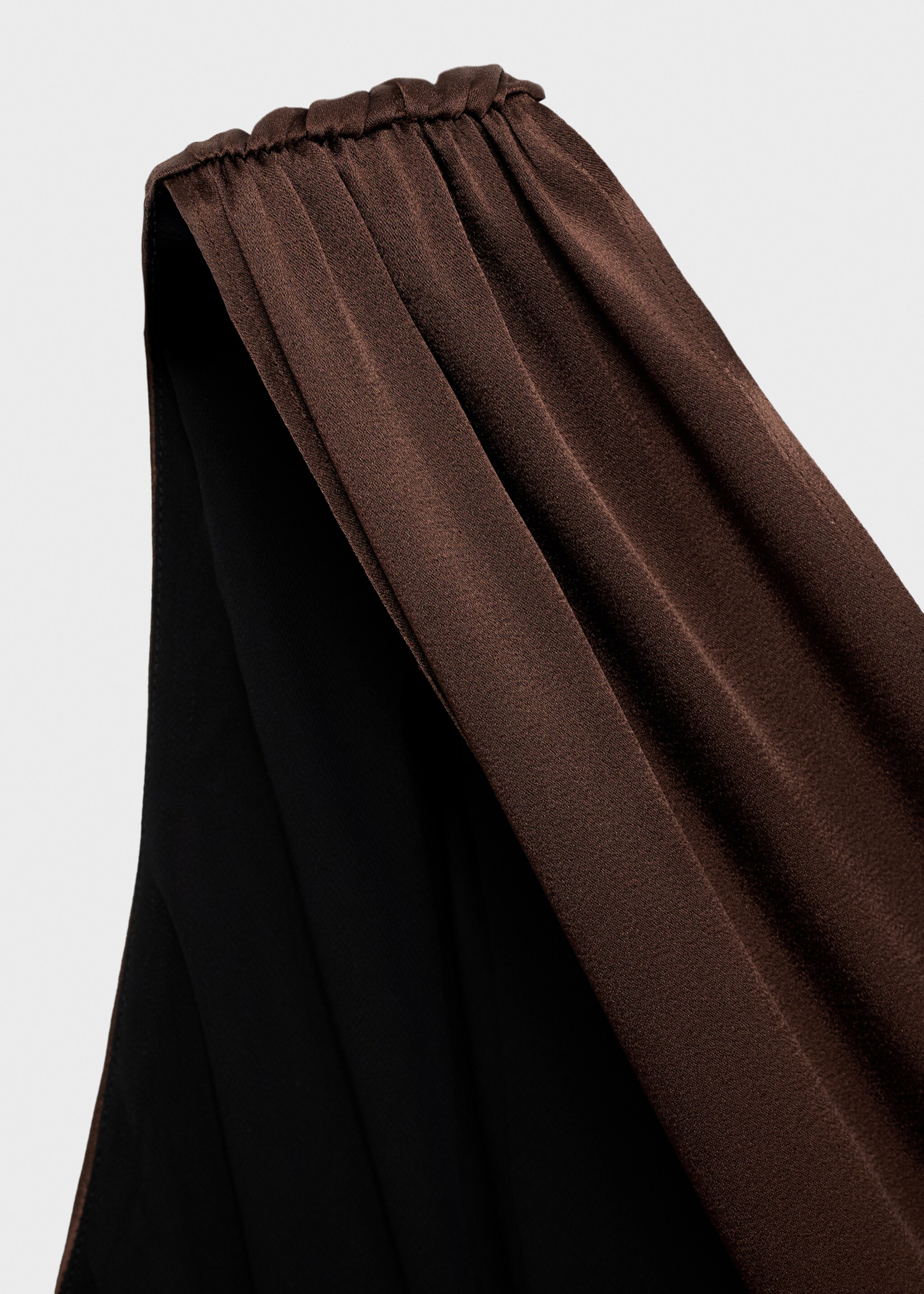 Asymmetrical bow-neck dress - Details of the article 8, Brown. Ref: 87035994-00.