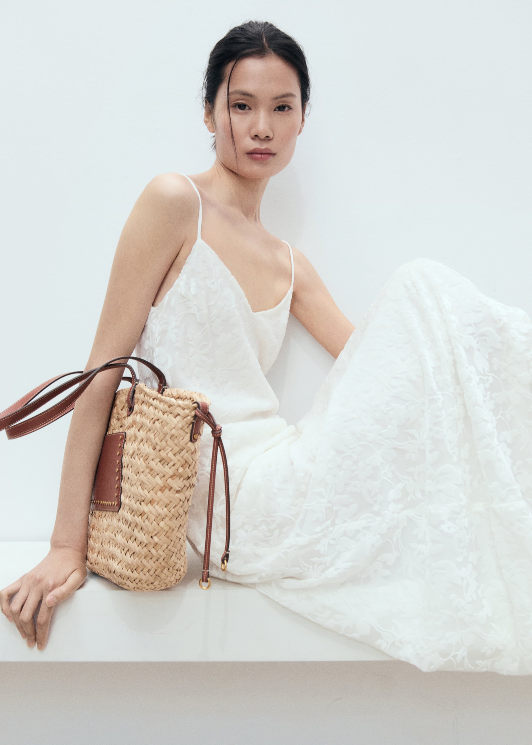 Large double-handle natural fiber basket - Details of the article 9