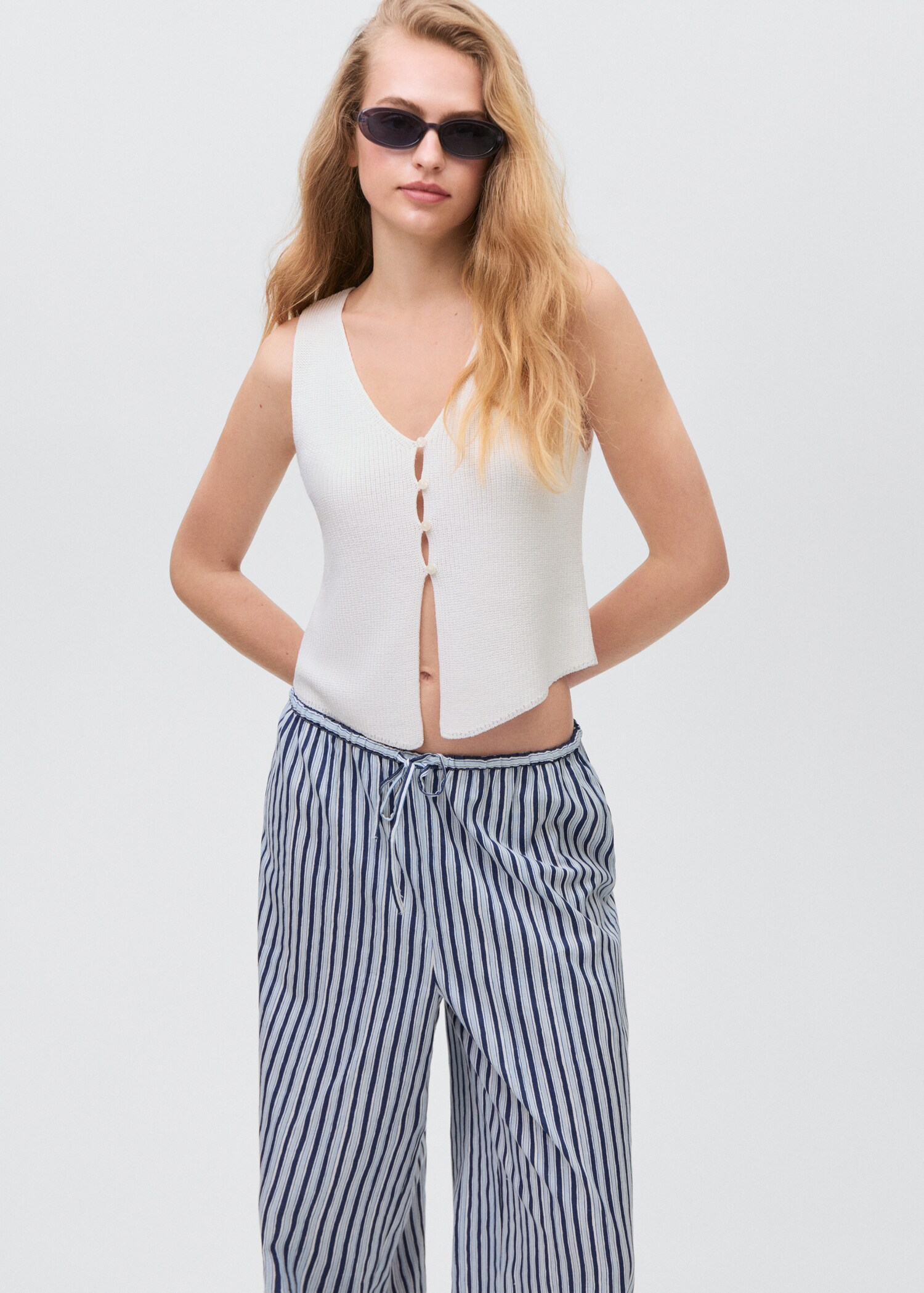 Straight striped trousers - Details of the article 1