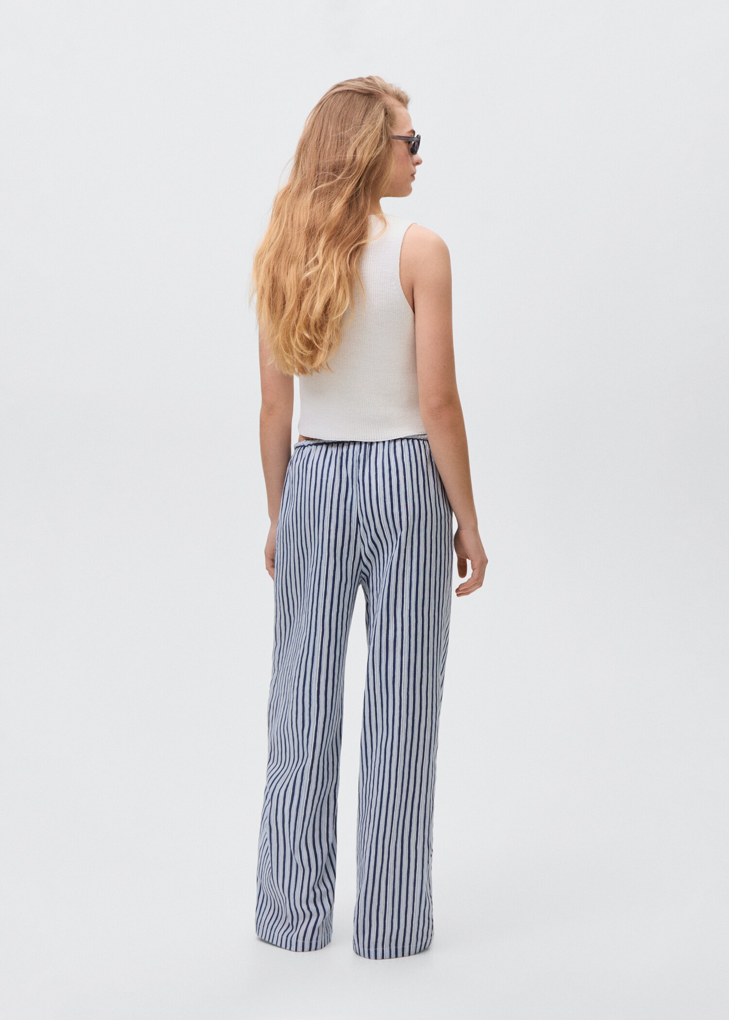 Straight striped trousers - Reverse of the article