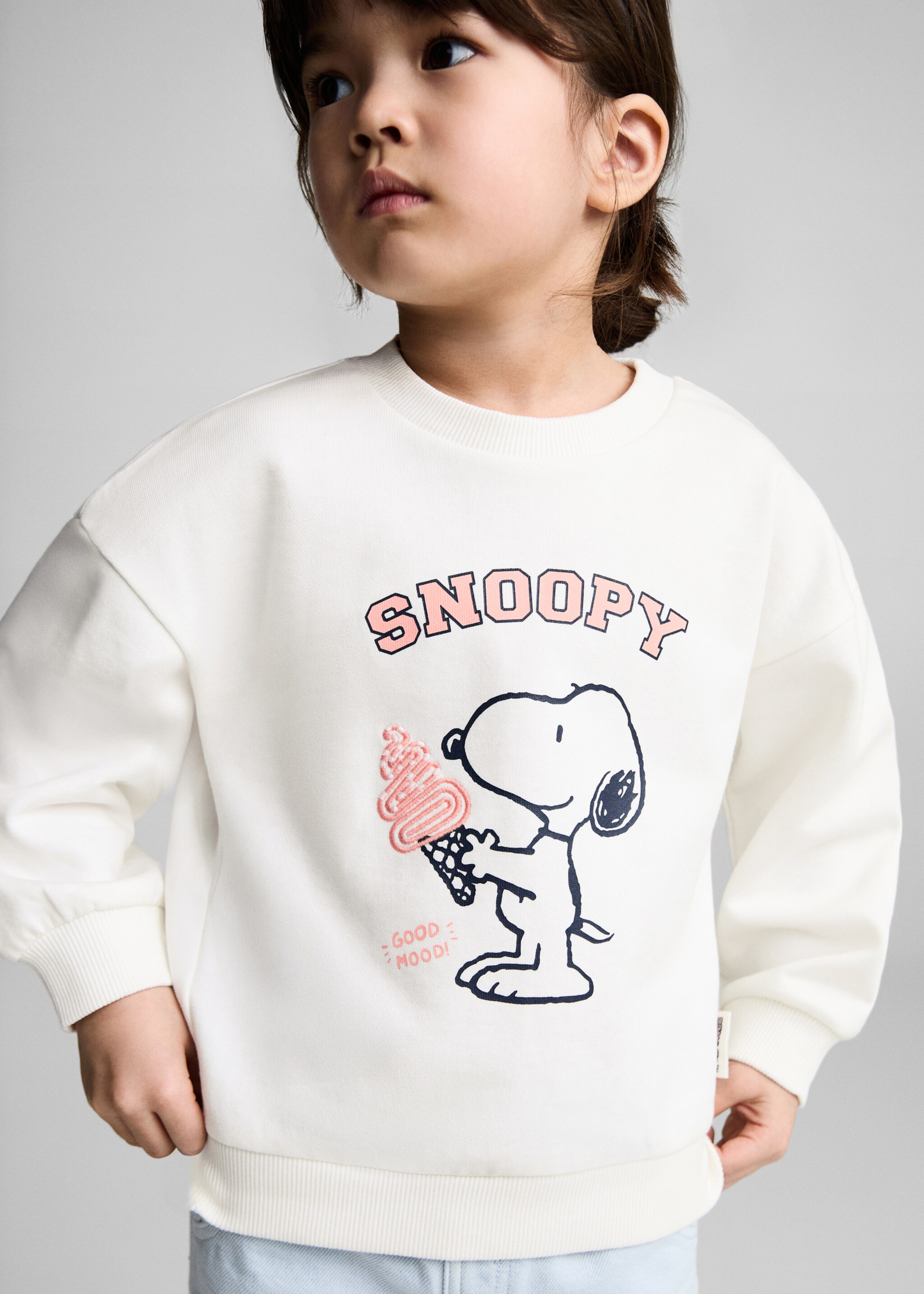 Sweat-shirt imprimé Snoopy - Plan moyen