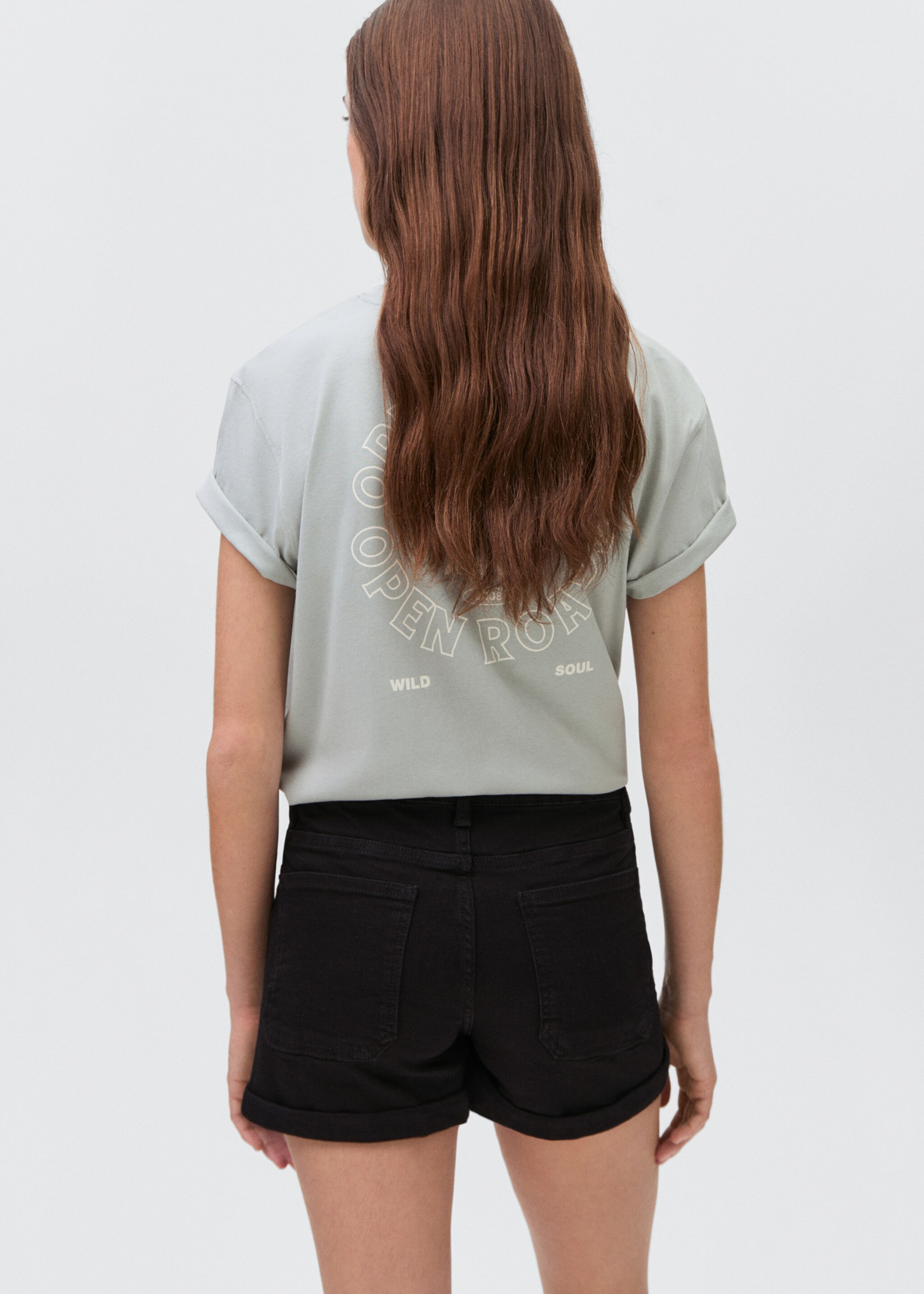 Straight-fit denim shorts - Reverse of the article