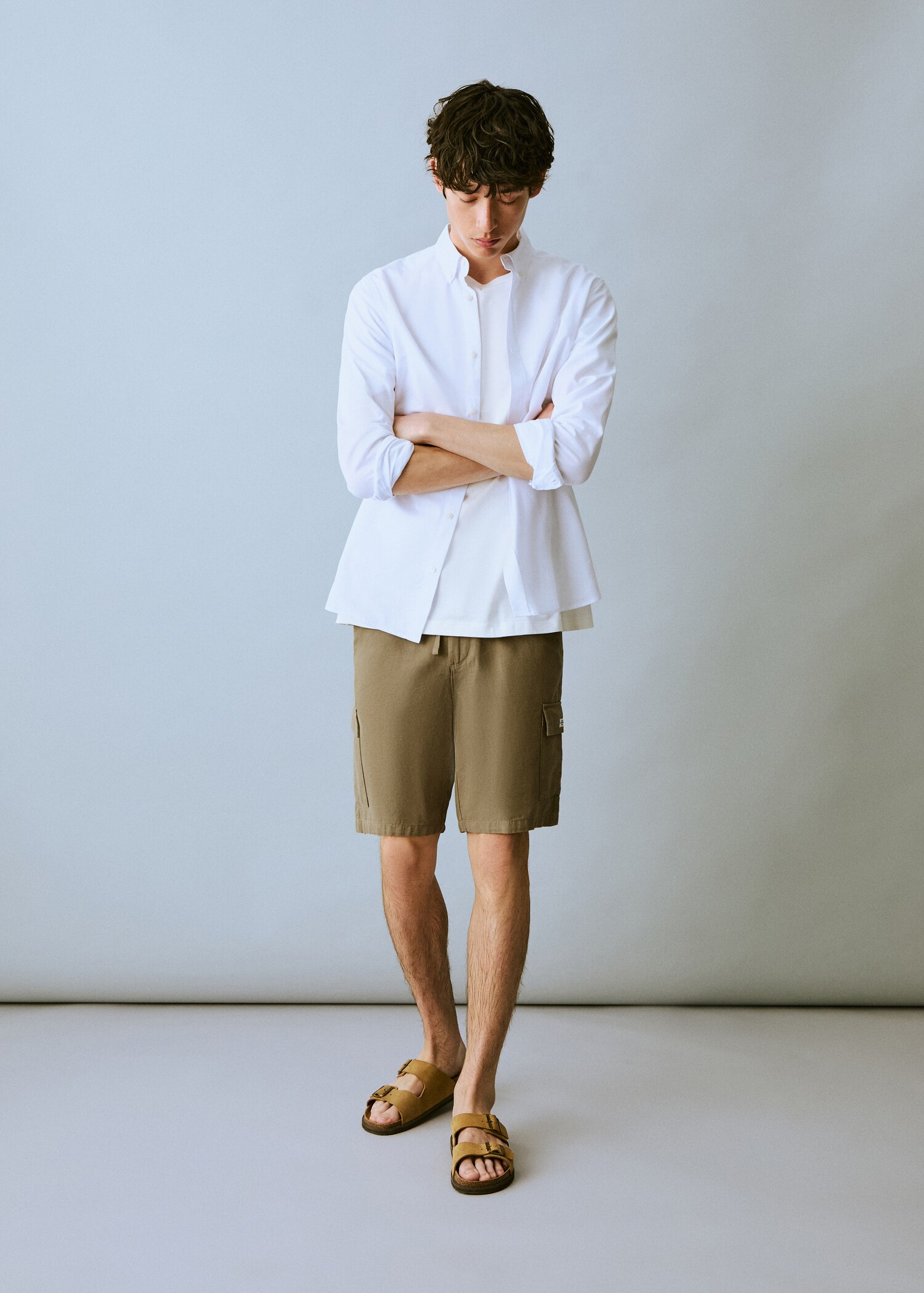 Cotton linen cargo shorts - Details of the article 2