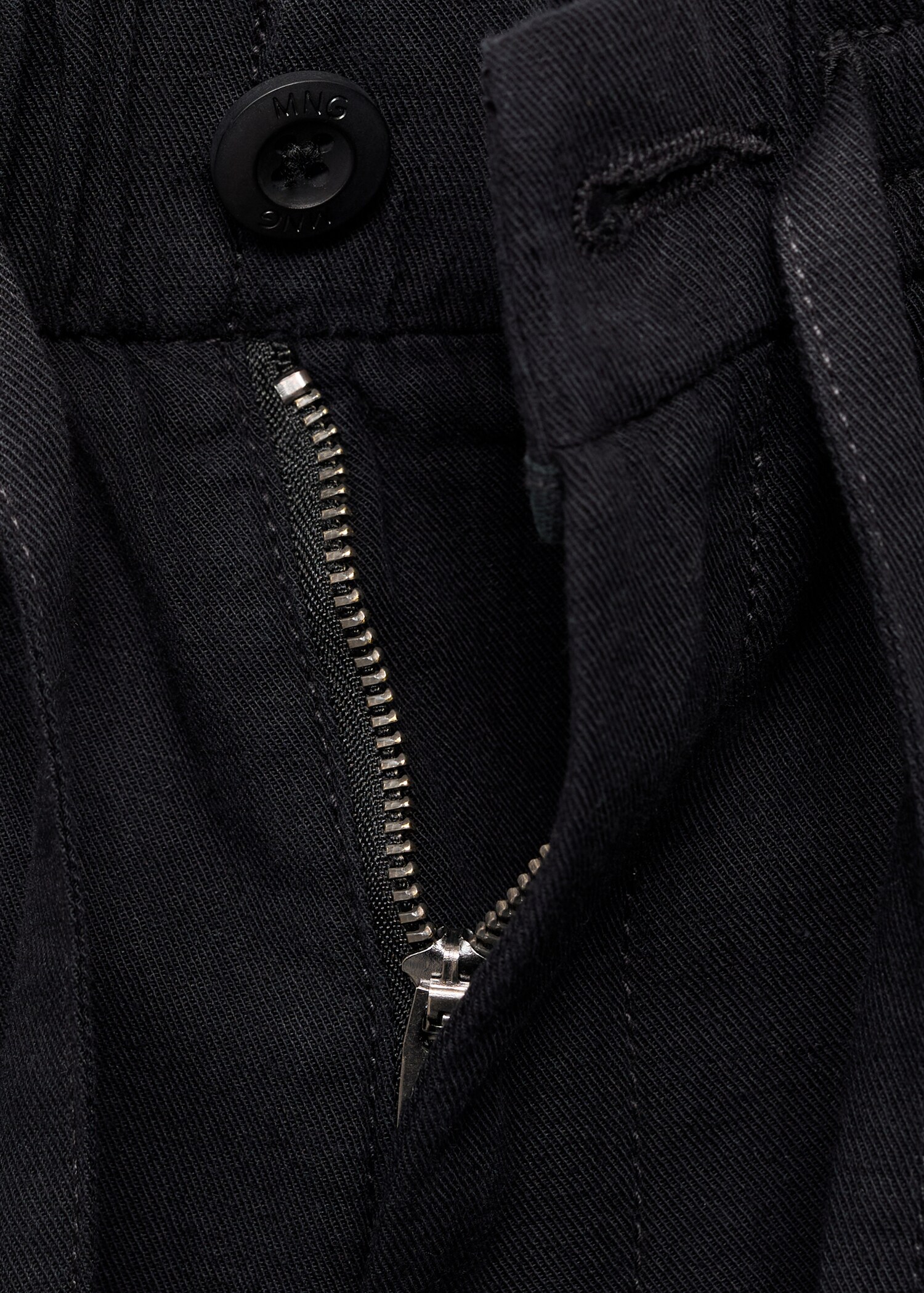 Cotton linen cargo shorts - Details of the article 8