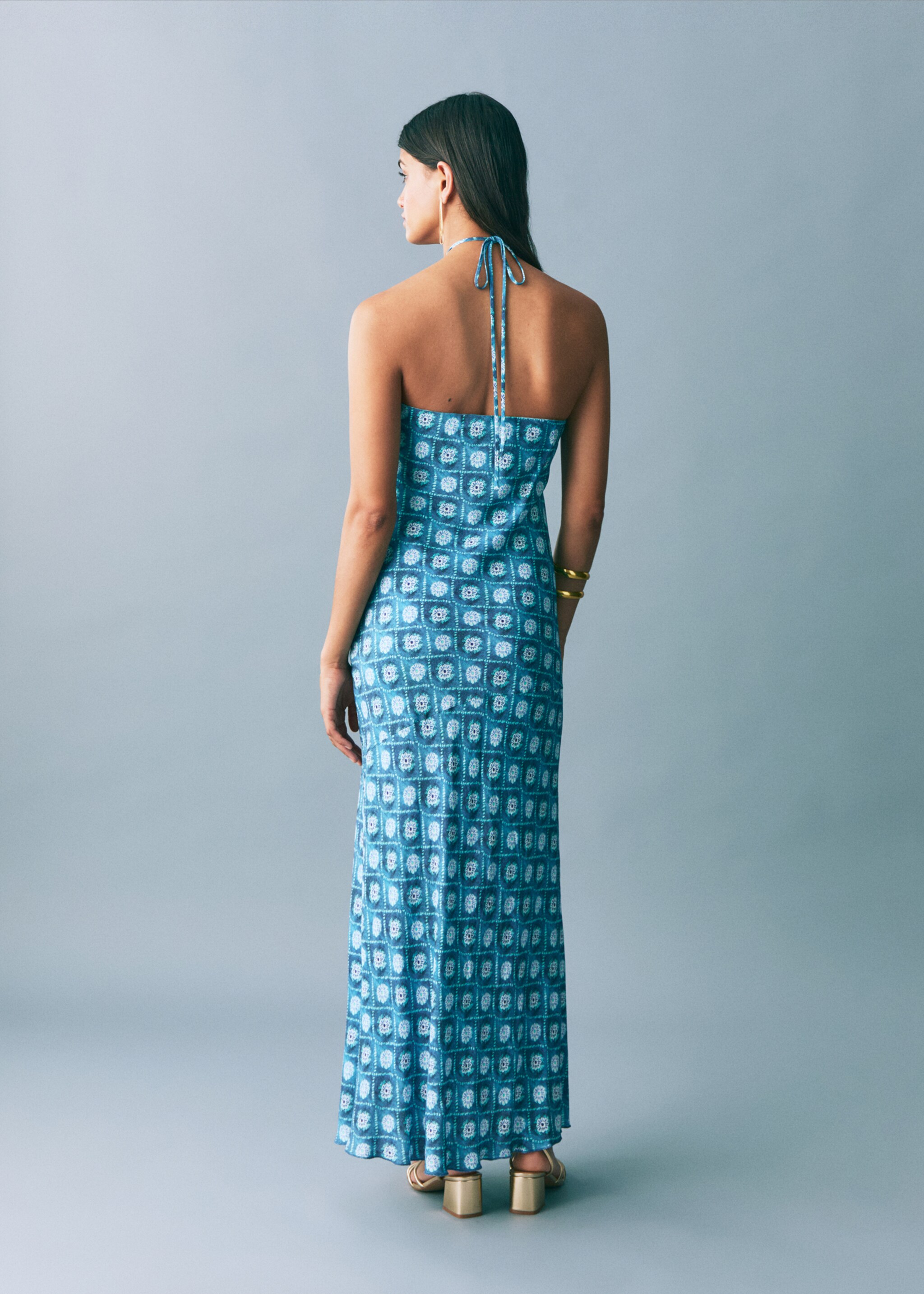 Halter-neck printed dress - Reverse of the article