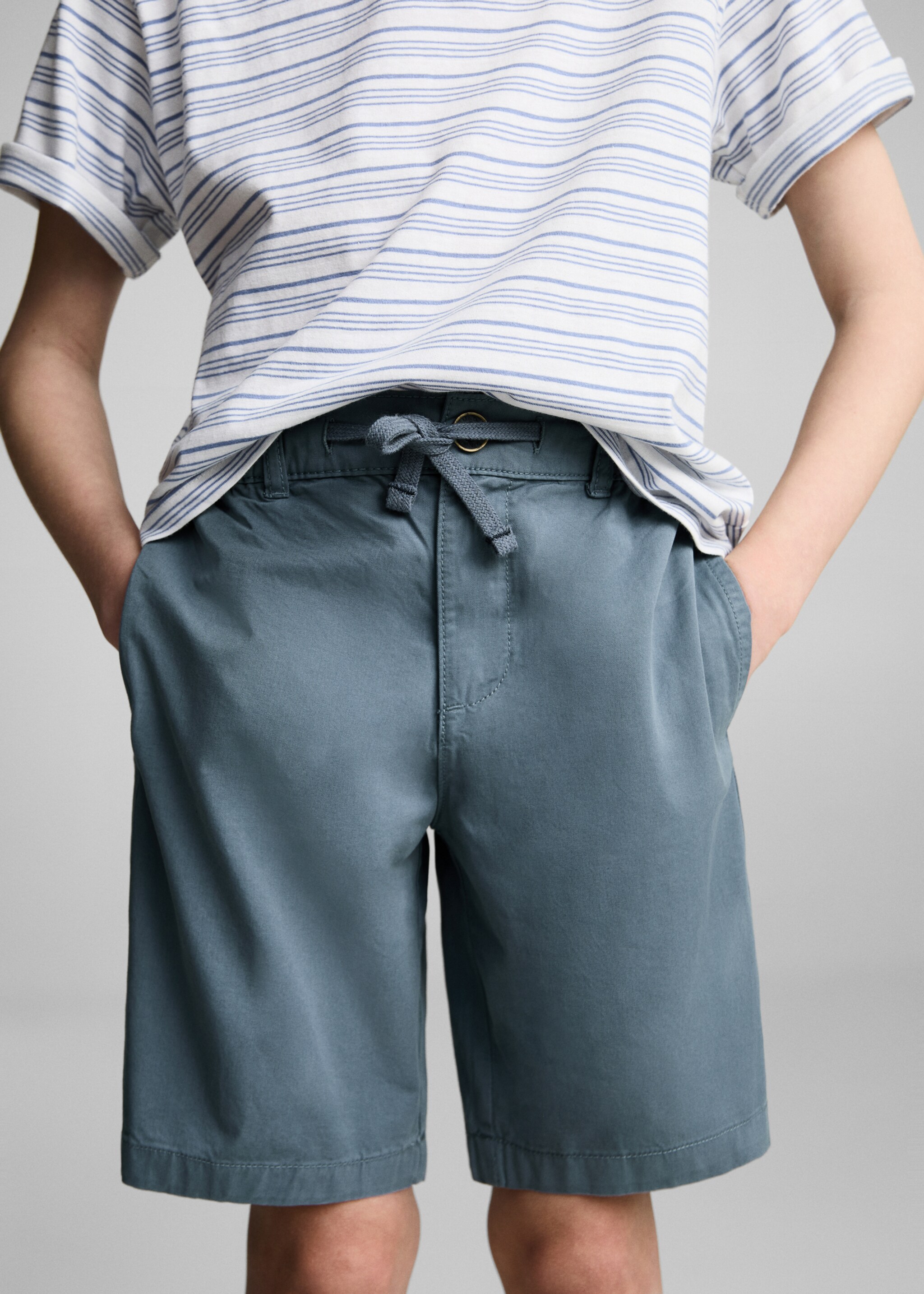 Elastic waist Bermuda shorts - Details of the article 6