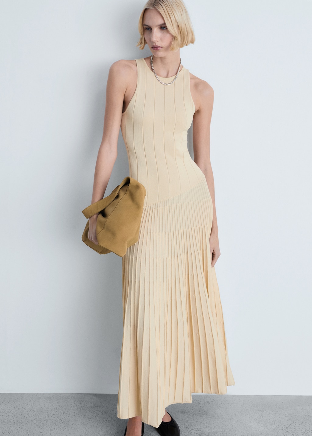 Pleated knitted dress - Women | MANGO Montenegro