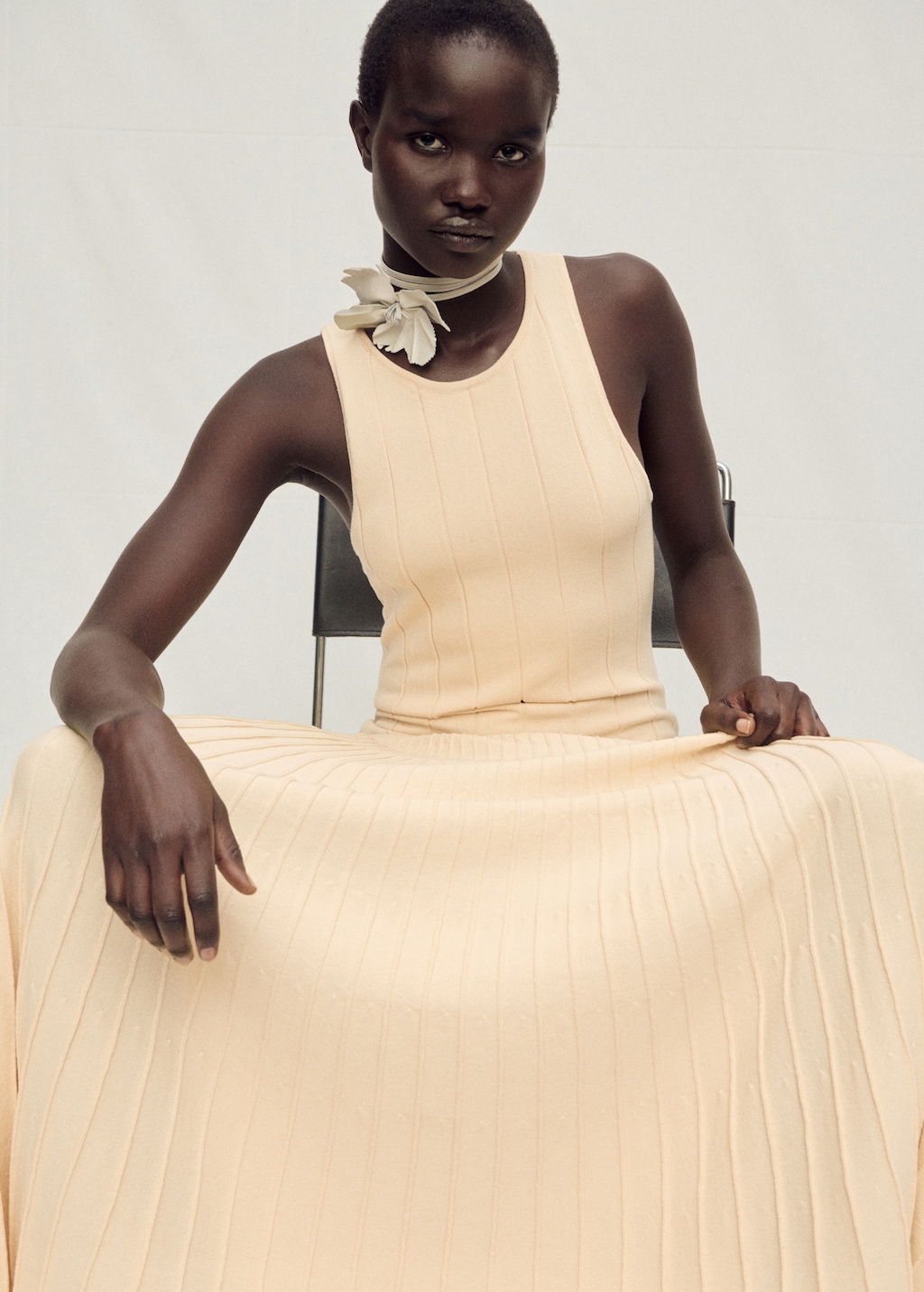 スペイン発送 MANGO ニットプリーツドレス 上品カジュアル 新作 Pleated knitted dress - Women | MANGO USA