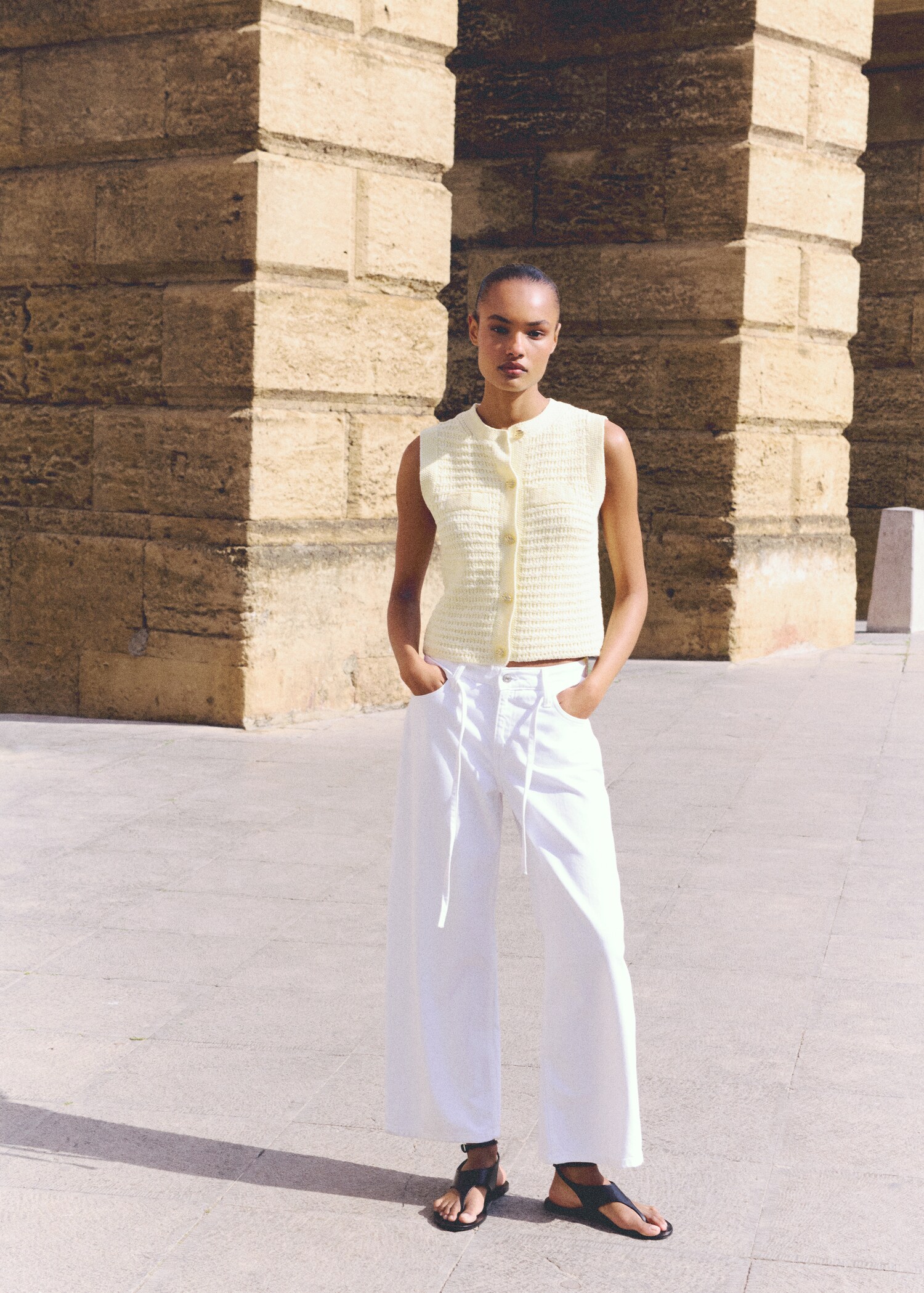 Balloon jeans with belt - Details of the article 6