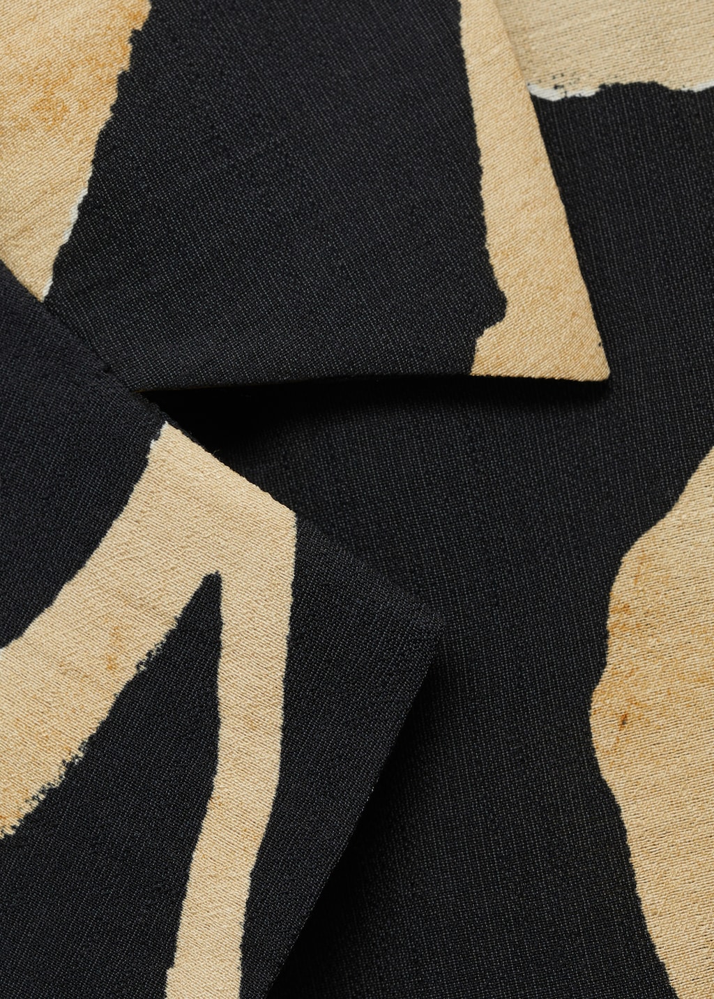 Printed short-sleeved shirt