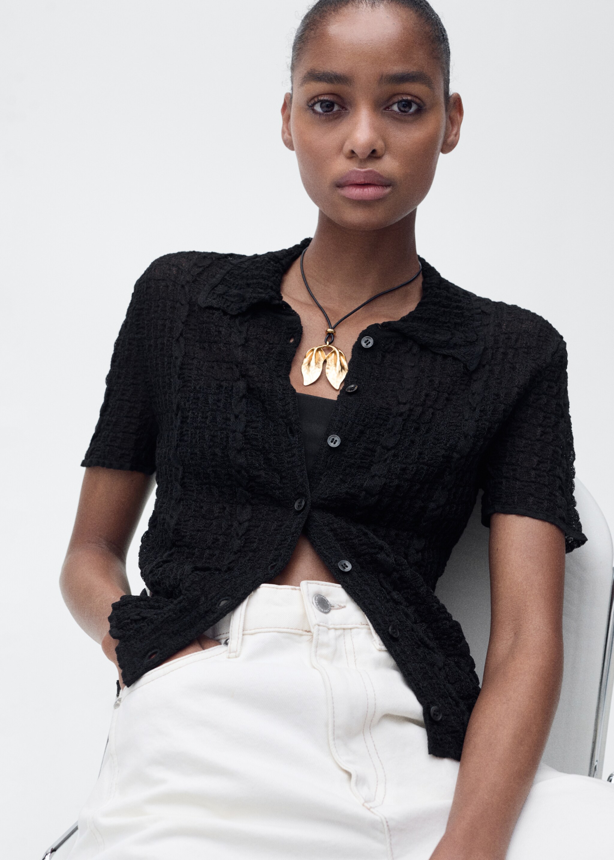 Textured polo-neck cardigan - Details of the article 2
