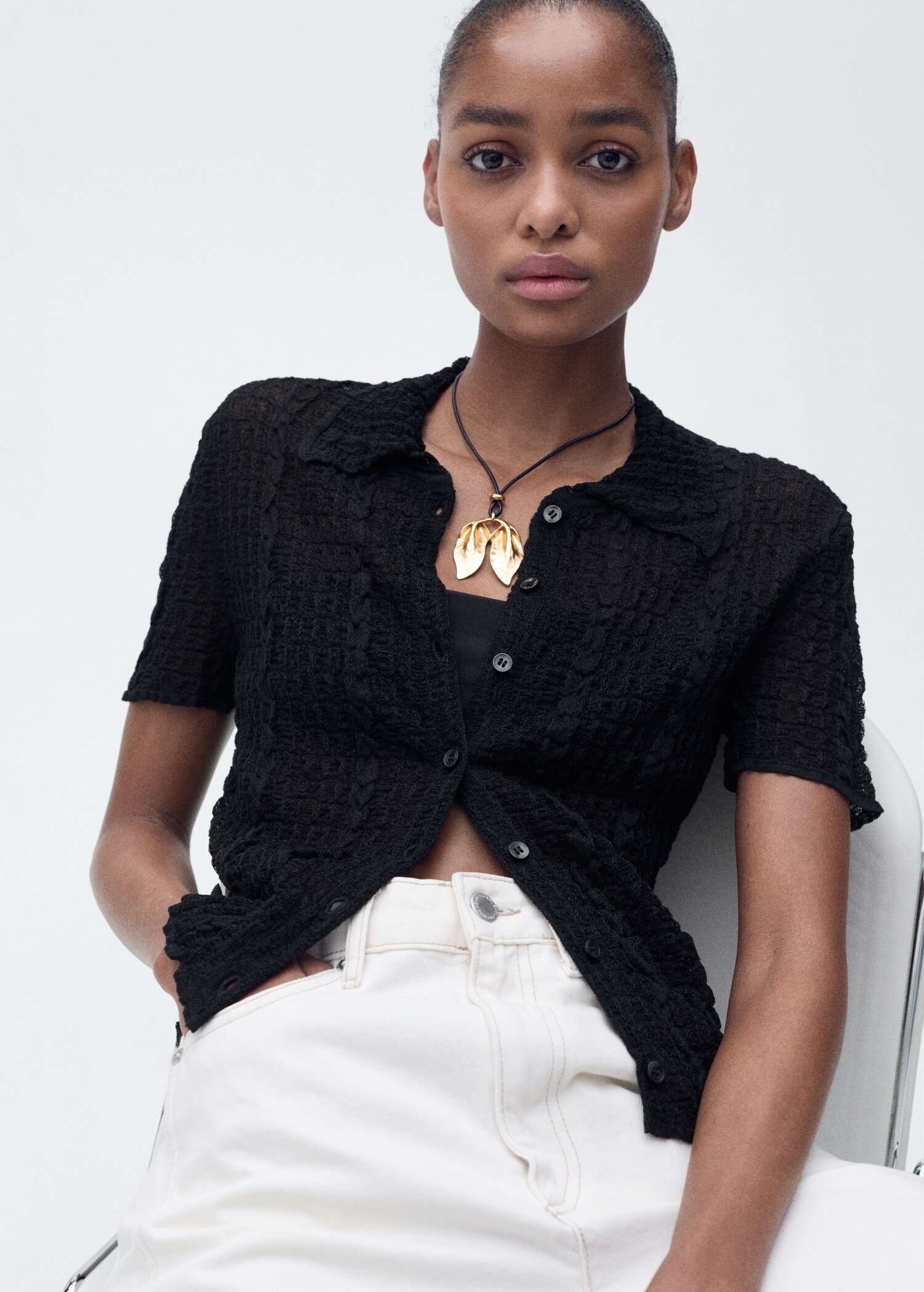Textured polo-neck cardigan - Details of the article 2