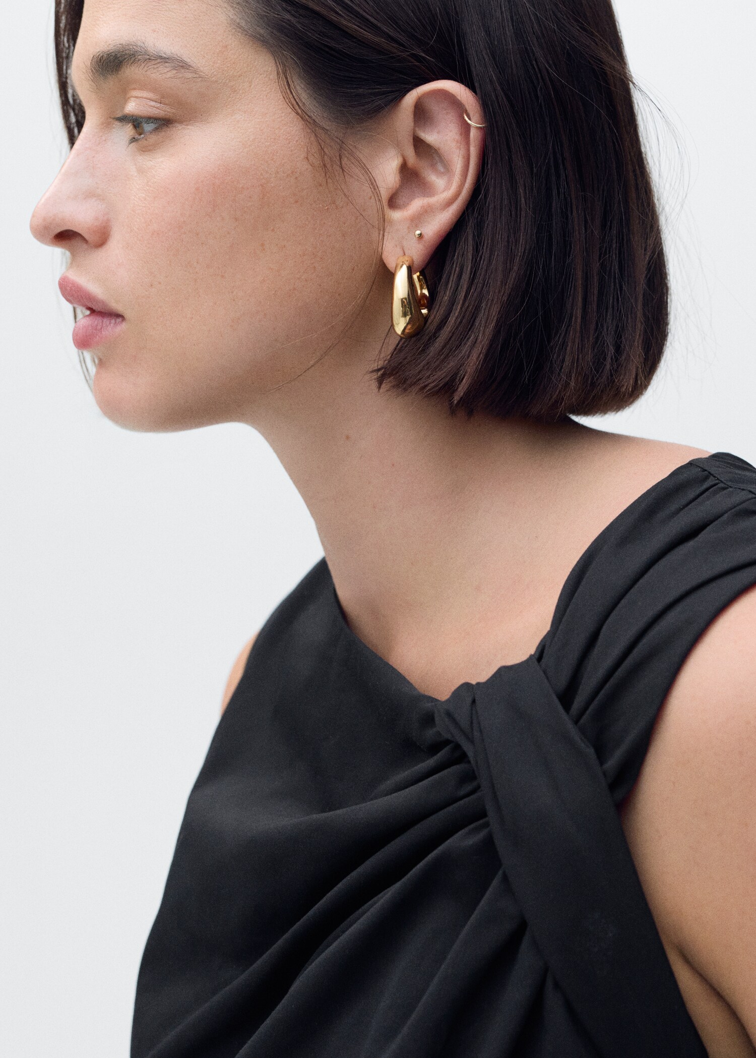 Long culotte jumpsuit with draped neck - Details of the article 4