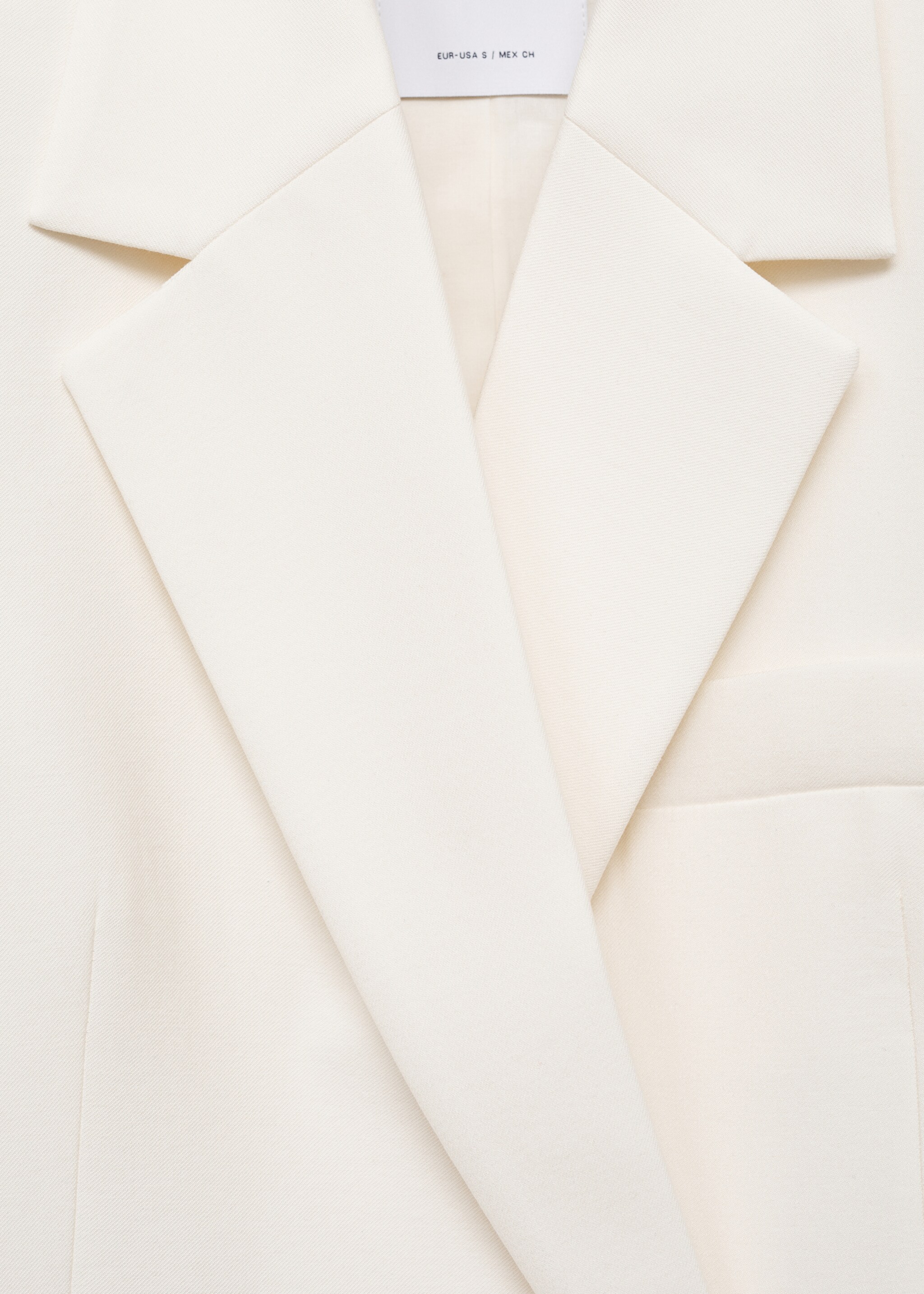 Contrasting double-breasted jacket - Details of the article 8